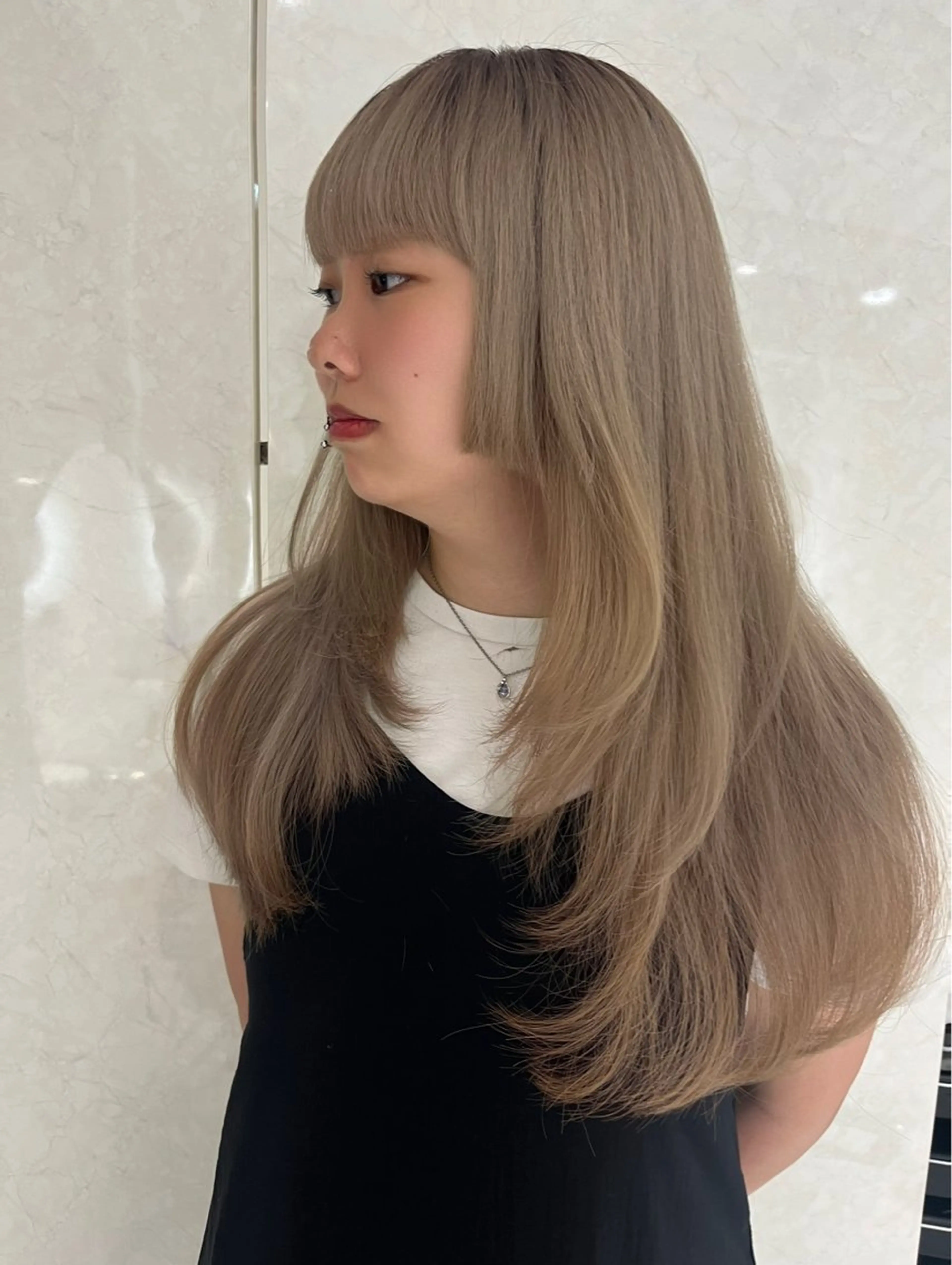 ロング レイヤーカット🤍 seriraのヘアスタイル