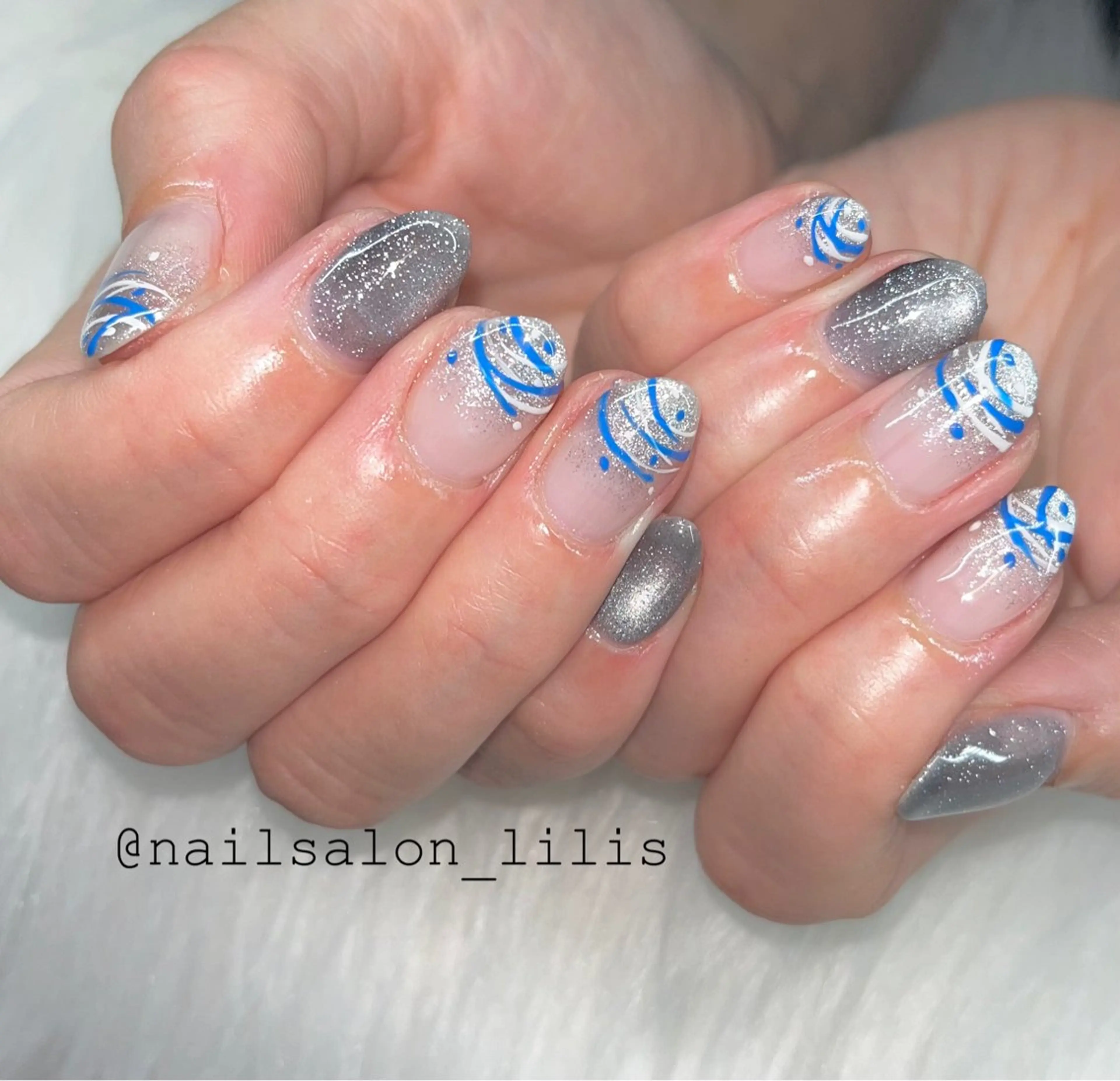 ネイル ヨーヨーネイル ハンドネイル nailsalon Lilisのネイルデザイン