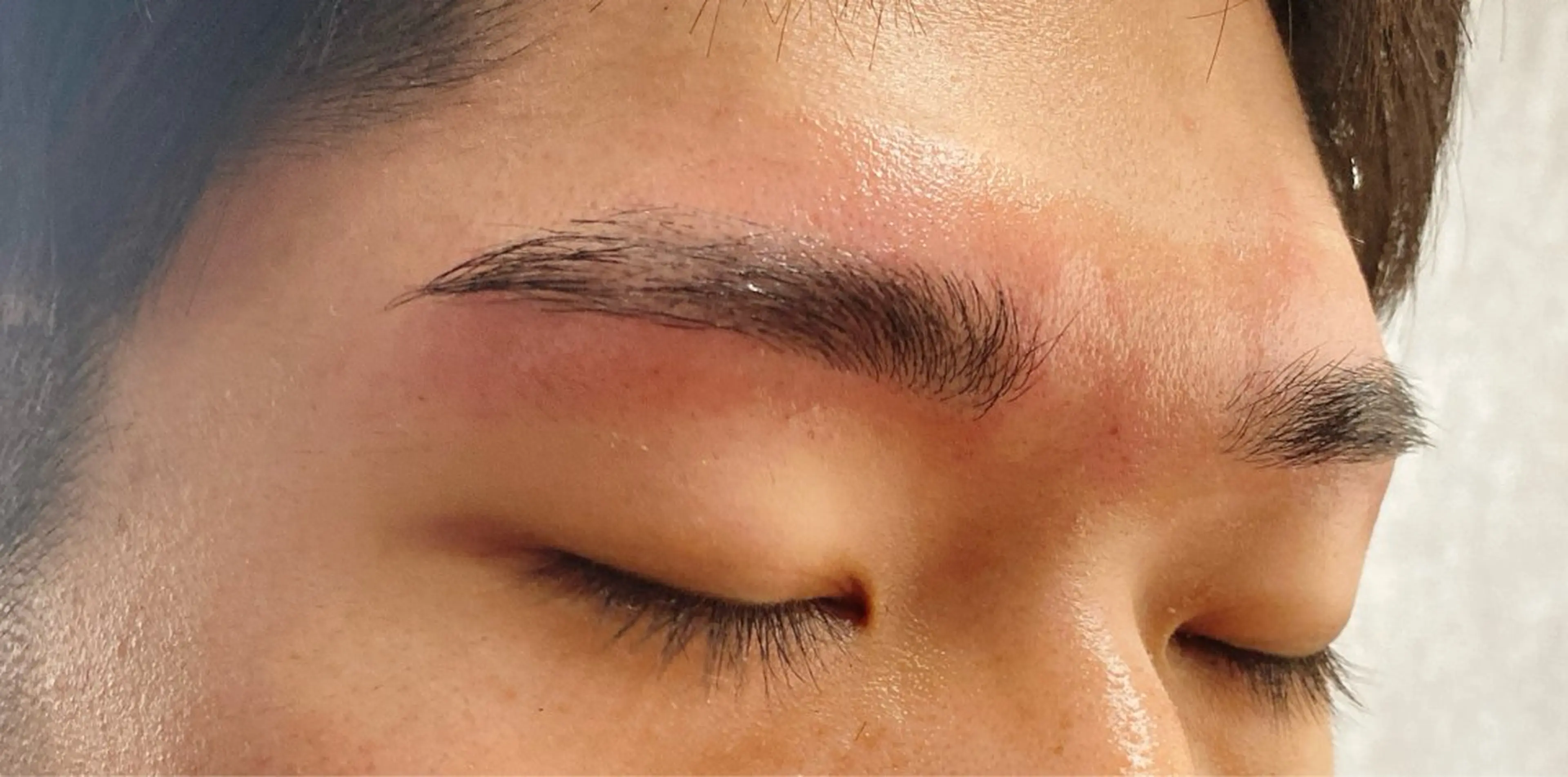 メンズ アイブロウ ハリウッドブロウリフト まつ毛パーマ専門& men's眉AYAの眉毛・アイブロウイメージ