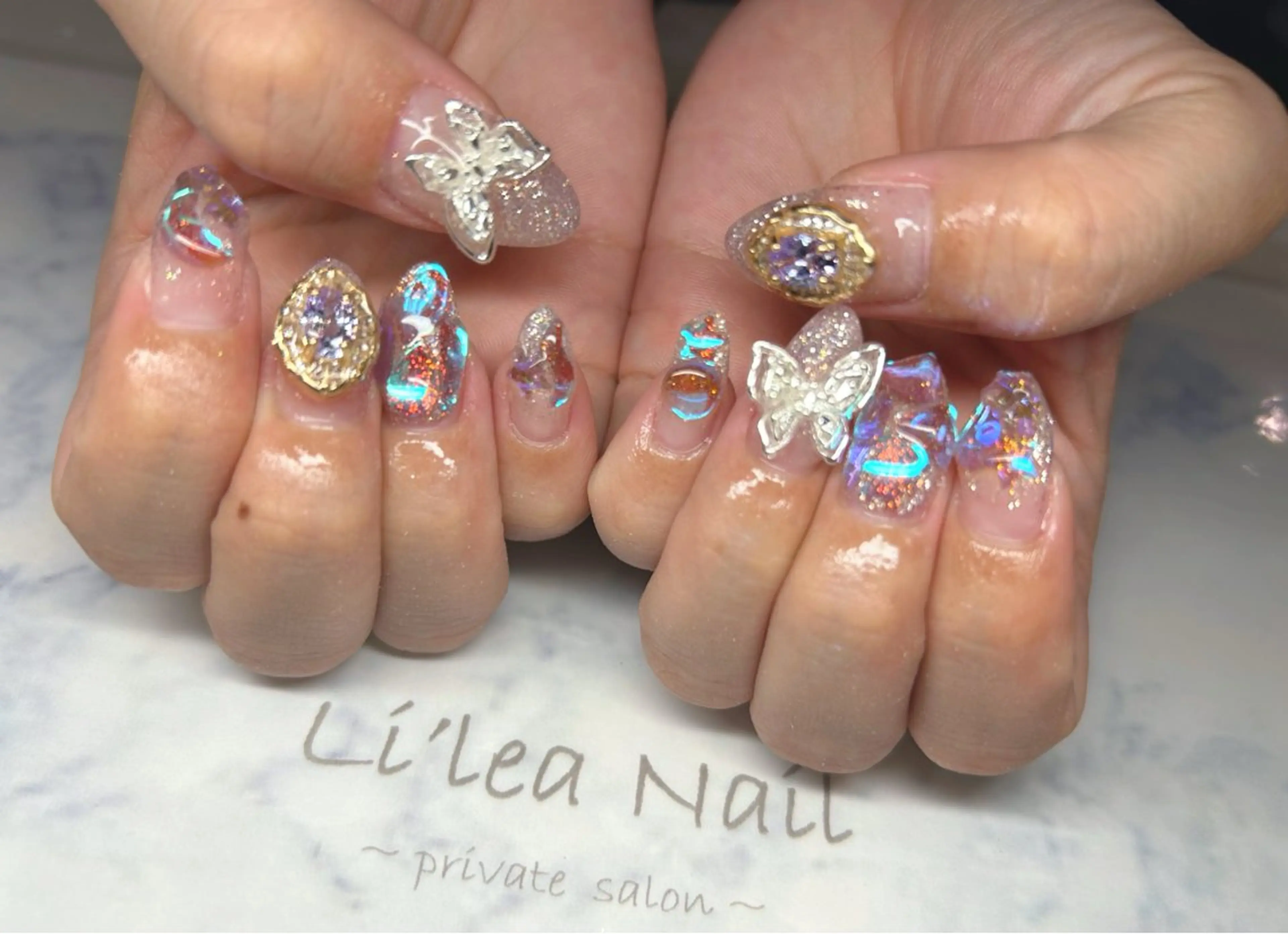 ネイル ハンドネイル Li'leaNail AINAのネイルデザイン