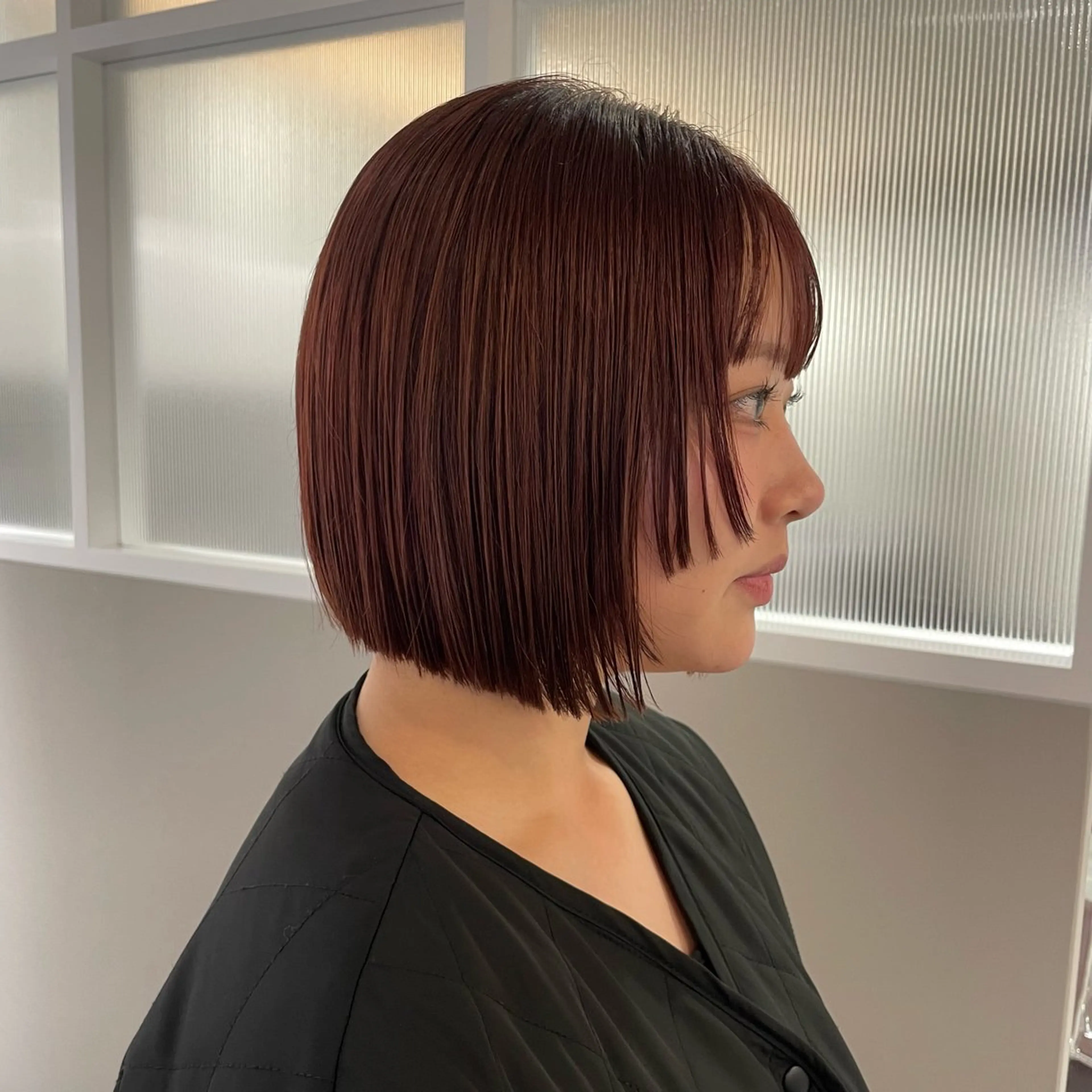 ショート 吉本 彩夏のヘアスタイル