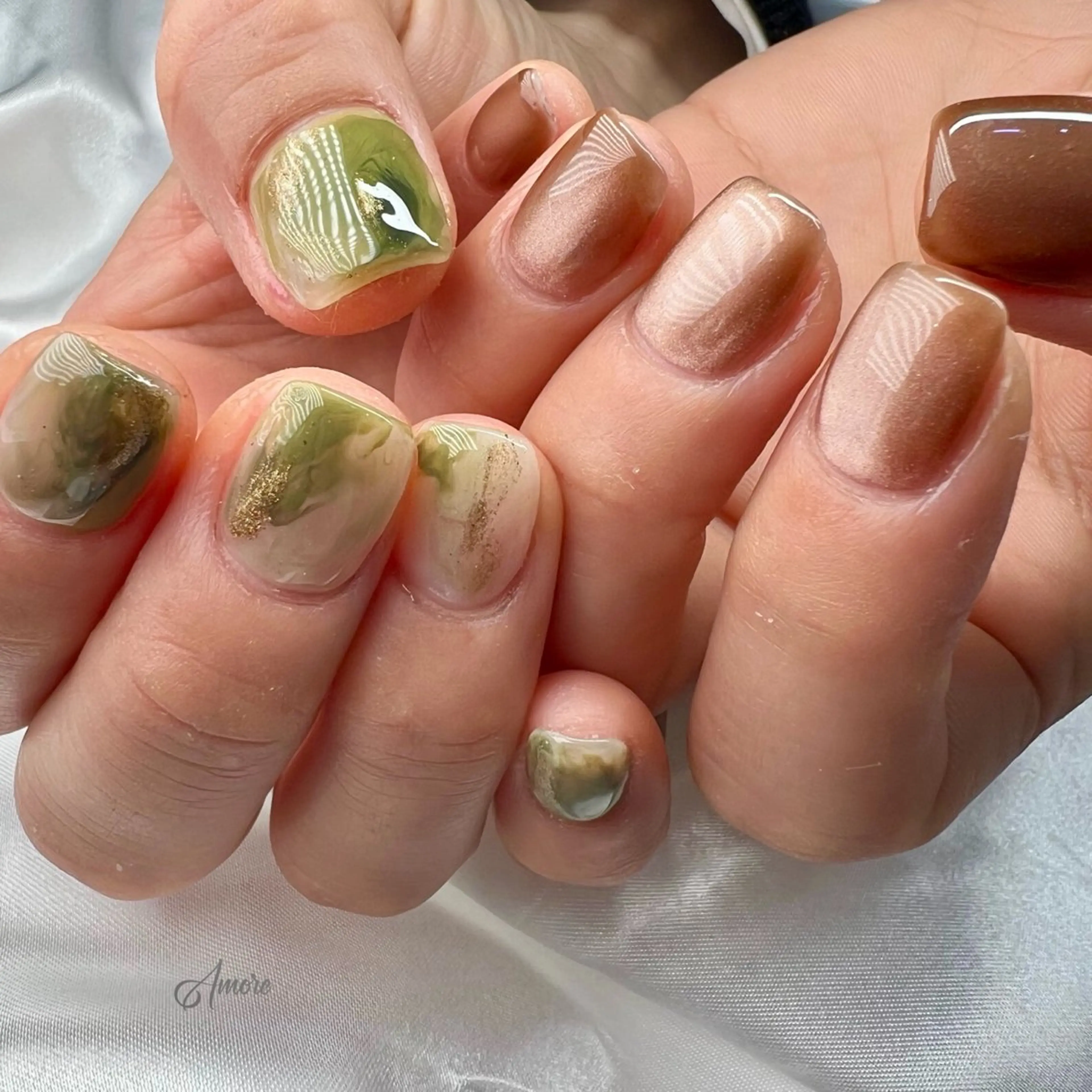 ネイル ジェルネイル キラキラネイル 韓国ネイル パラジェル バレンタイン You kyehwaのネイルデザイン