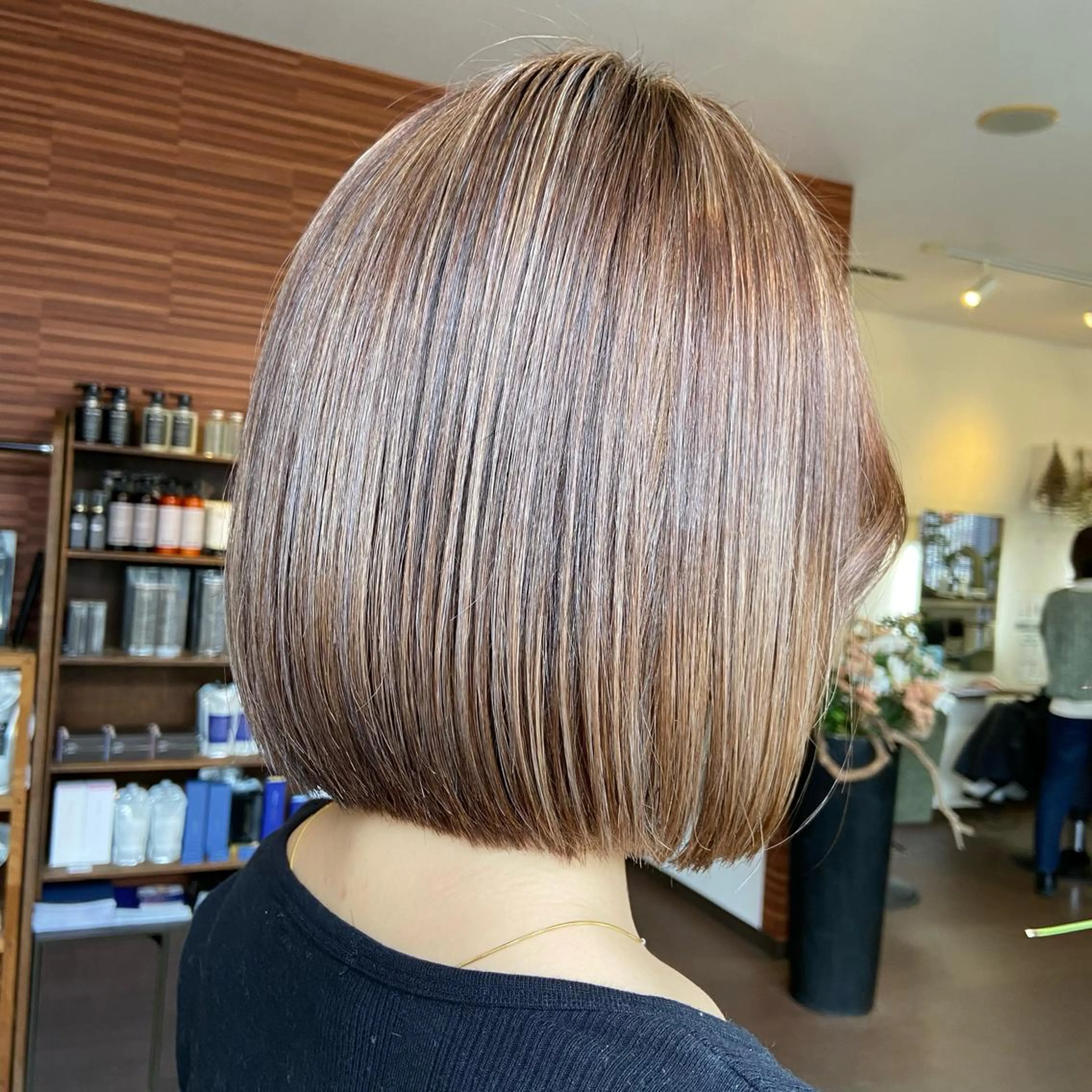 ショート カラー ハイライトカラー ボブ ハイライト カット ヘアカラー トリートメント 大人女性の艶カット カラー/菊池柊真🌟のヘアスタイル