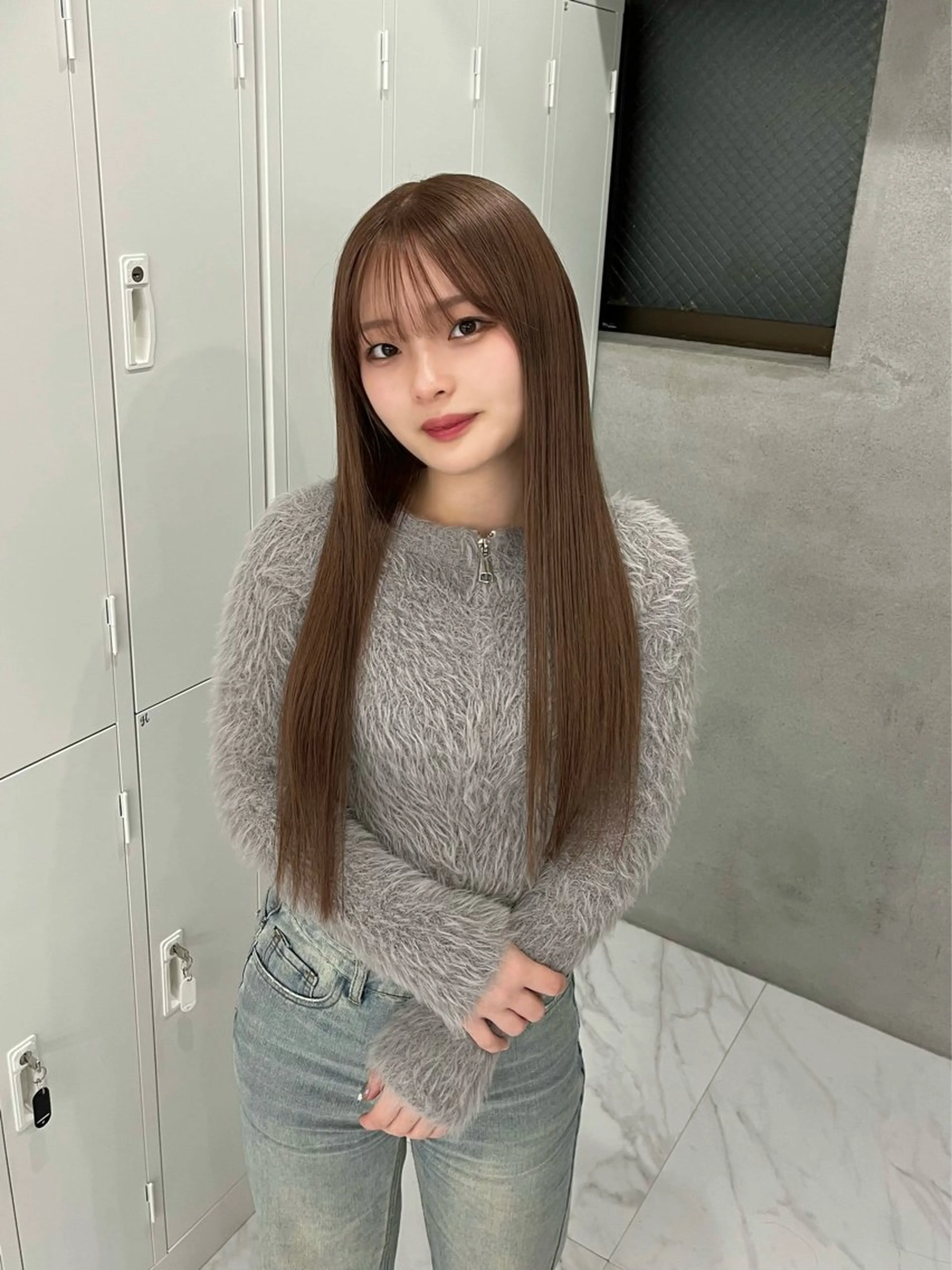 ロング カラー ベージュカラー ハイトーンカラー ミルクティーベージュ ヘアカラー トリートメント riko/レイヤー カット/ヘアセットのヘアスタイル