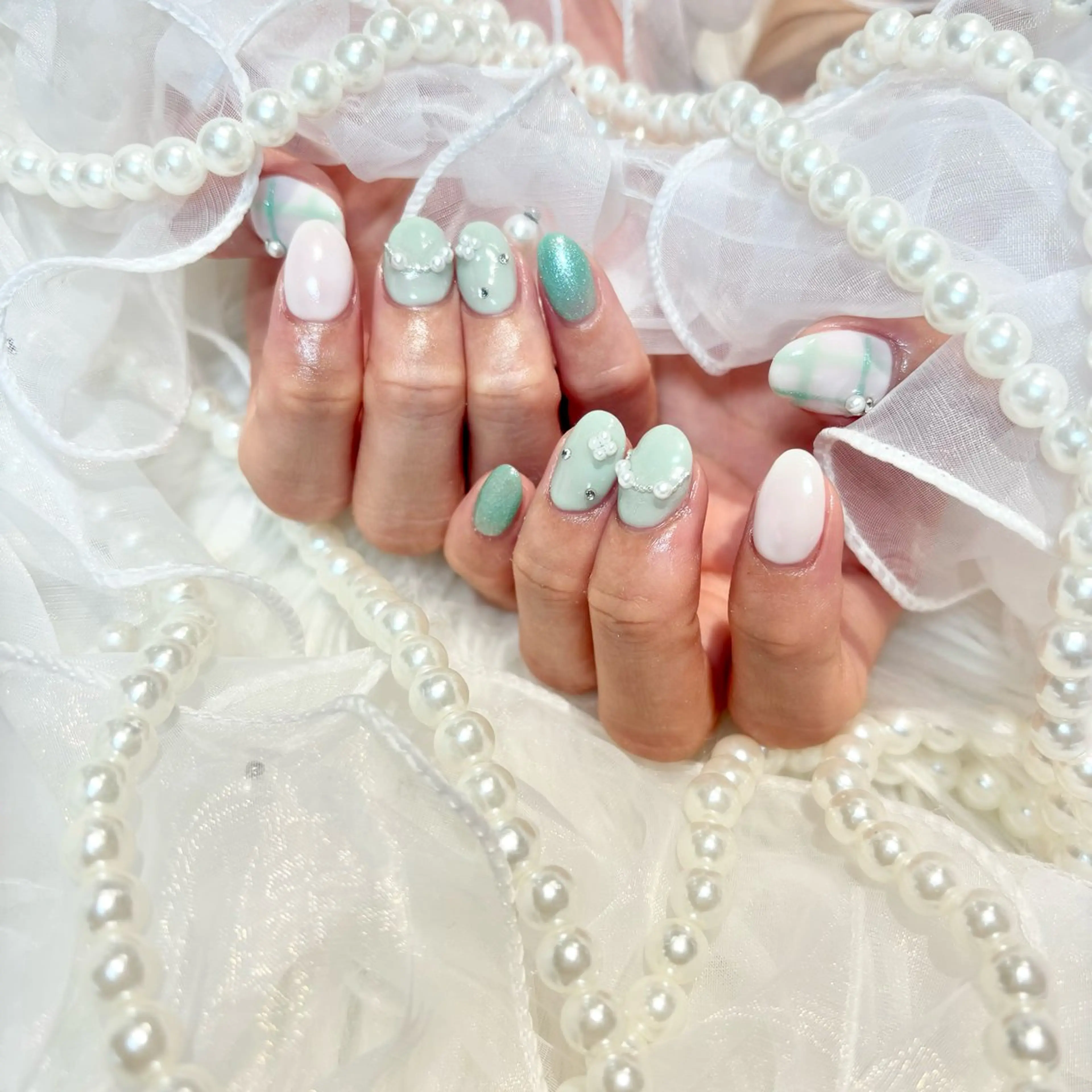 ネイル WISTERIA yunaのネイルデザイン