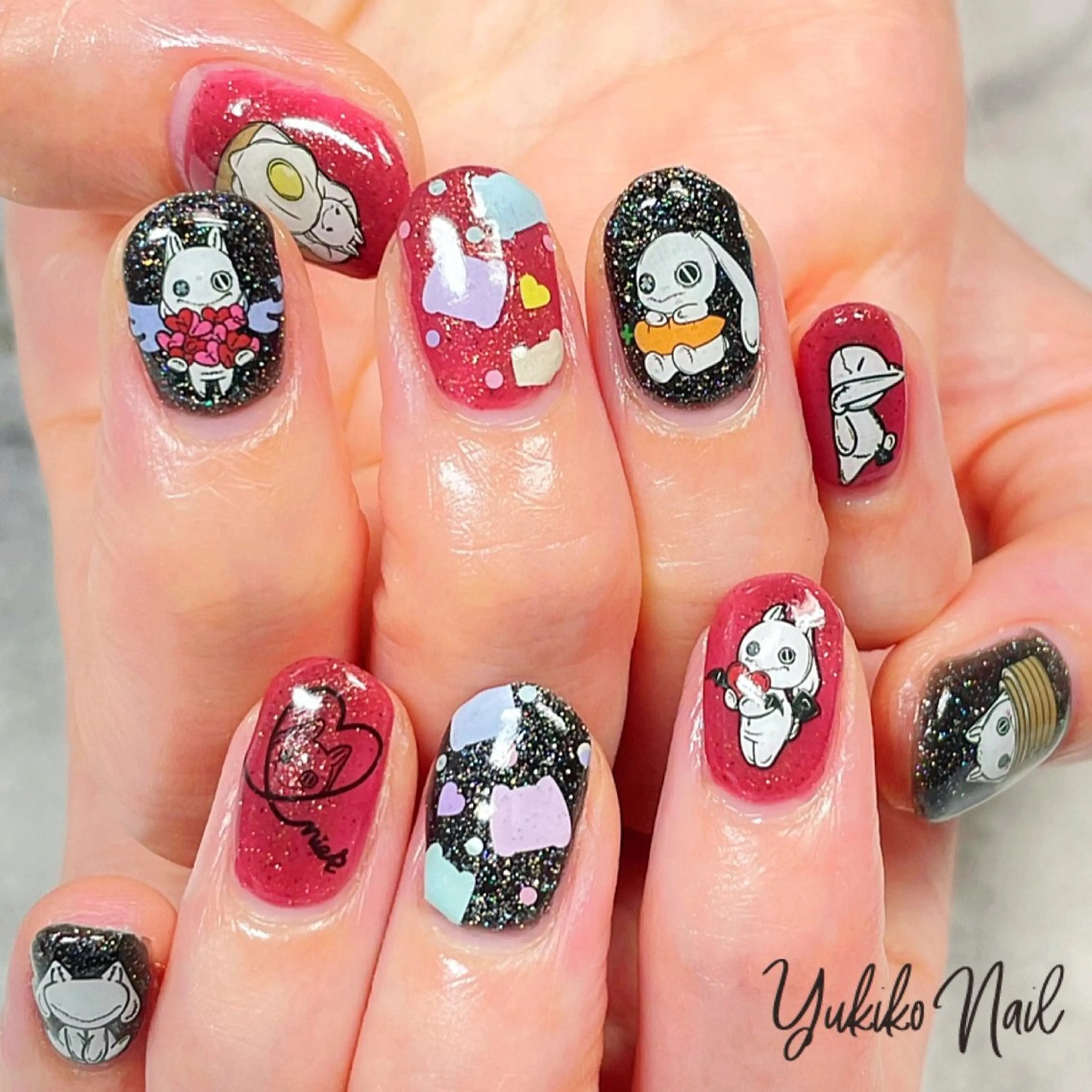 ネイル キラキラネイル 持ち込み ハンドネイル ユキコ ネイルのネイルデザイン