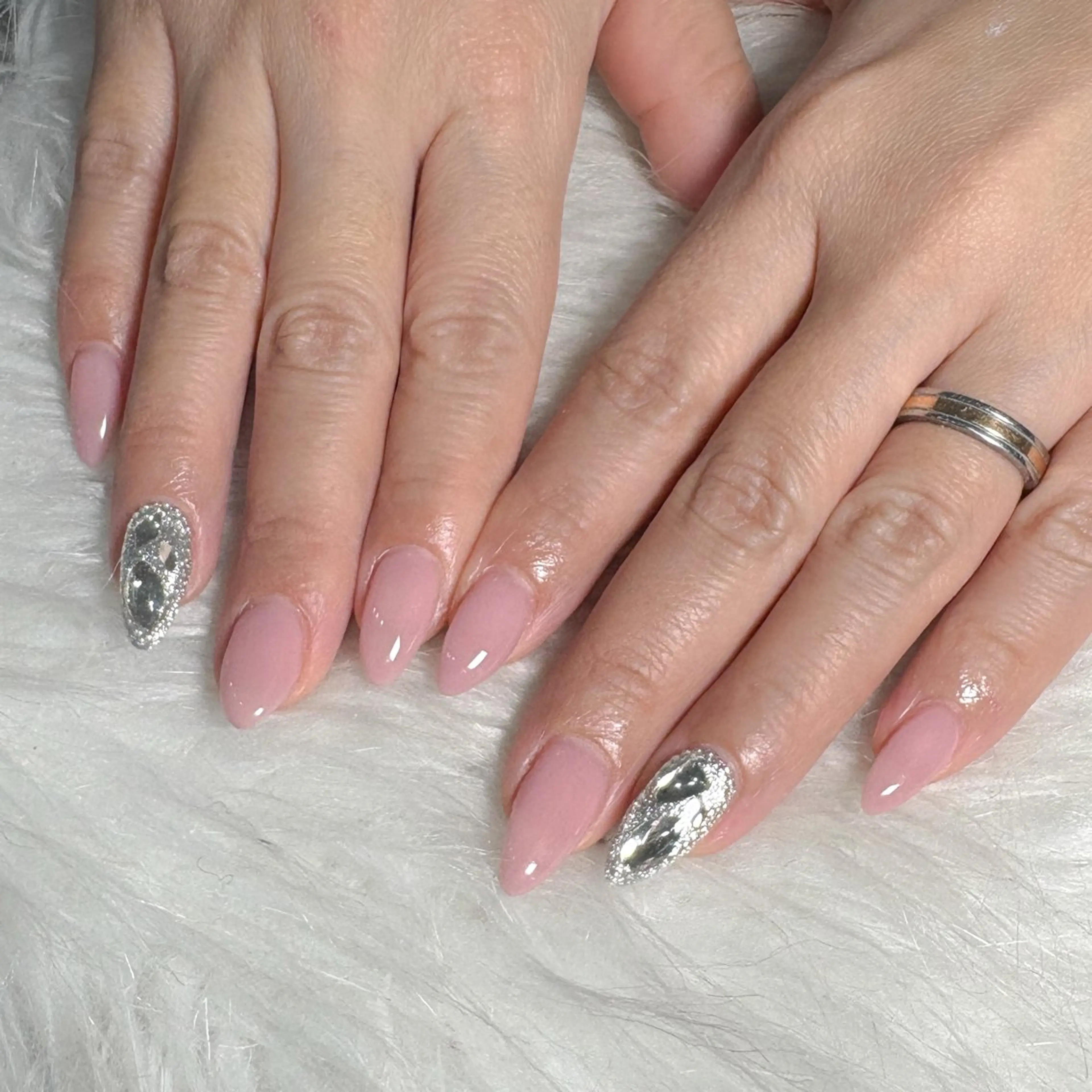 ネイル ハンドネイル LAVISH manaのネイルデザイン