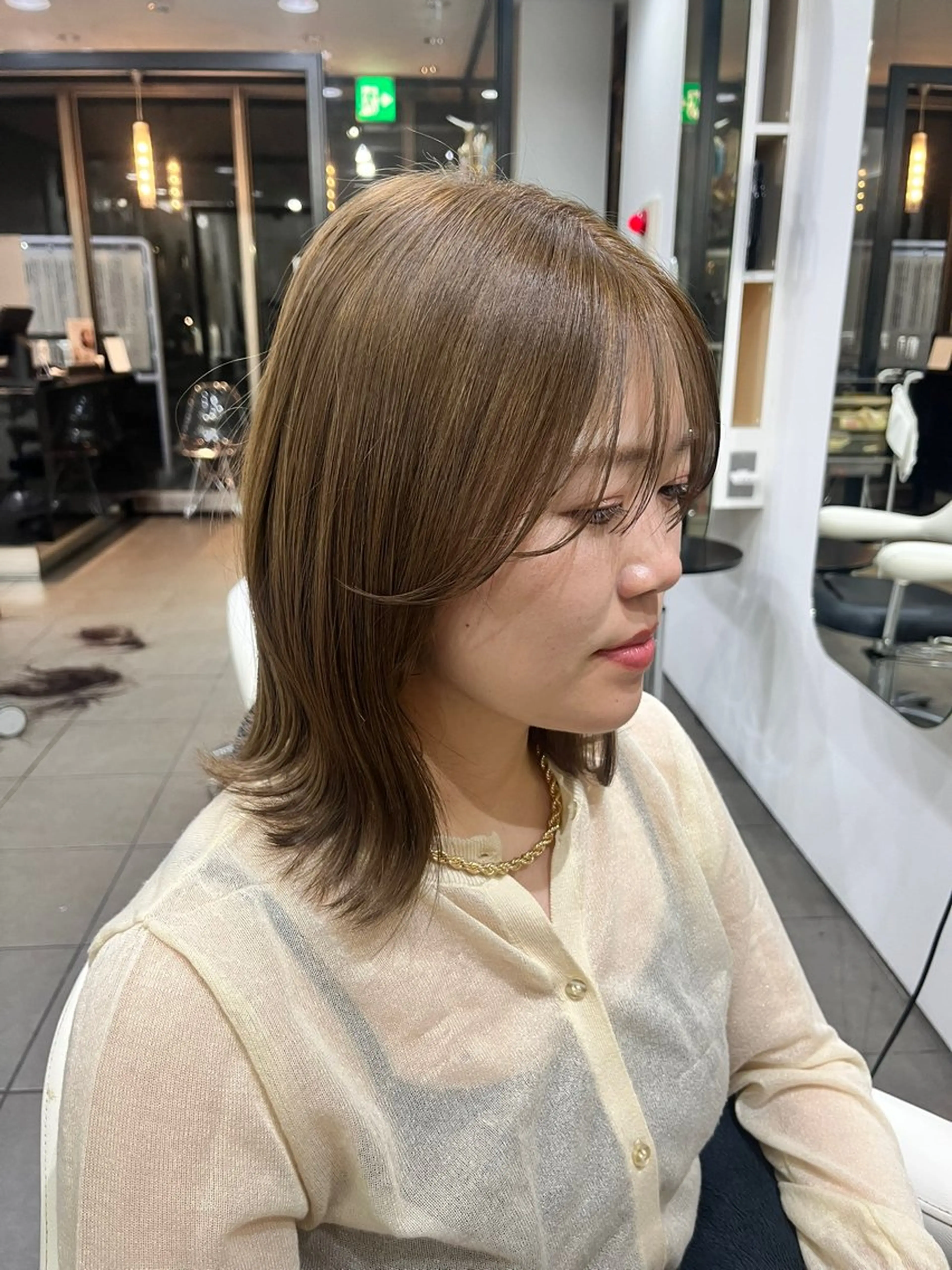 韓国風ボブカット+ お店オリジナルのトリートメント付きの写真