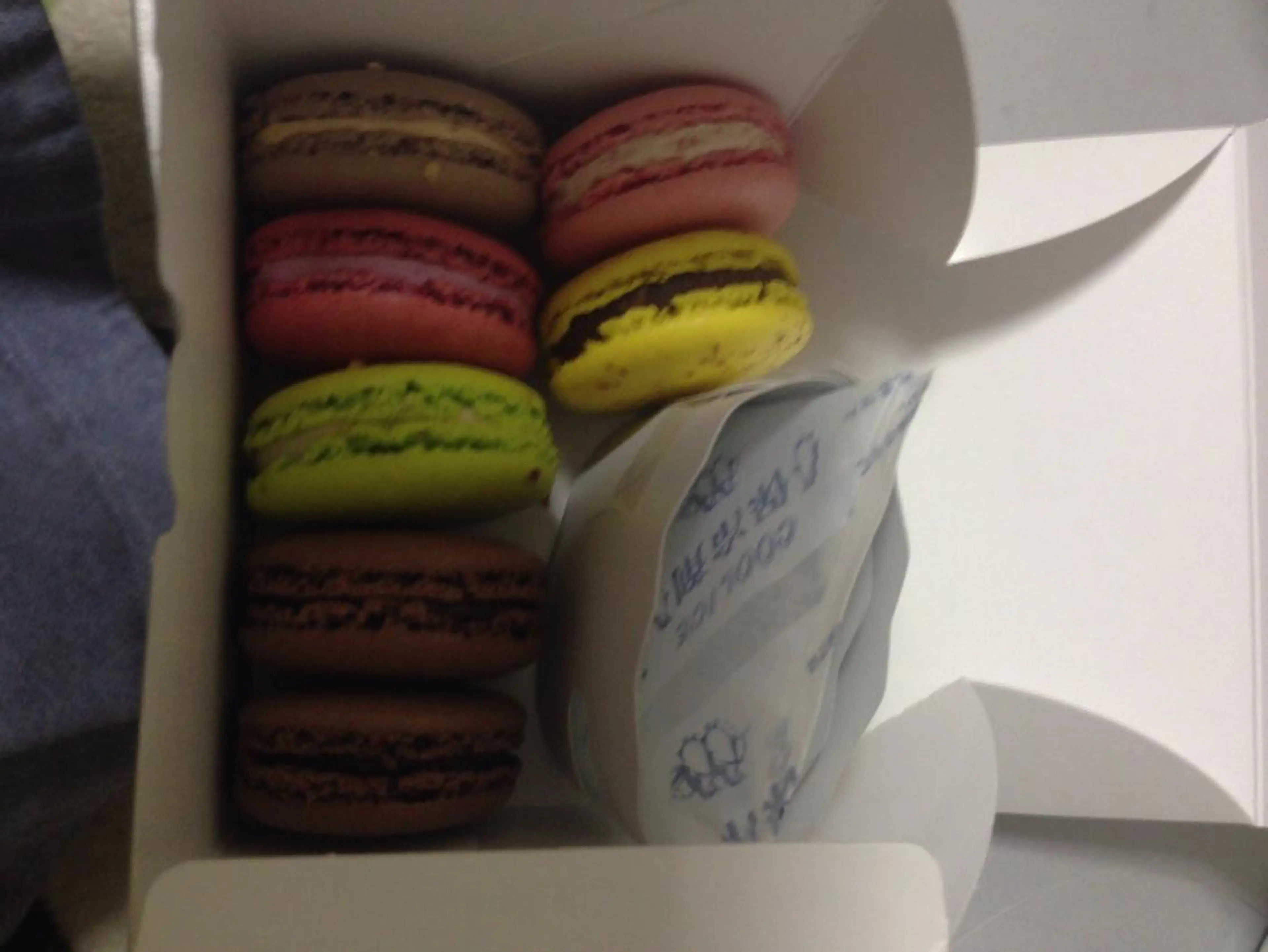 ショート カラー パーマ ヘアアレンジ メンズ キッズ ネイル マツエク・マツパ アニメ,Vオタク× 即効痩せエステサロンのエステ・リラクイメージ