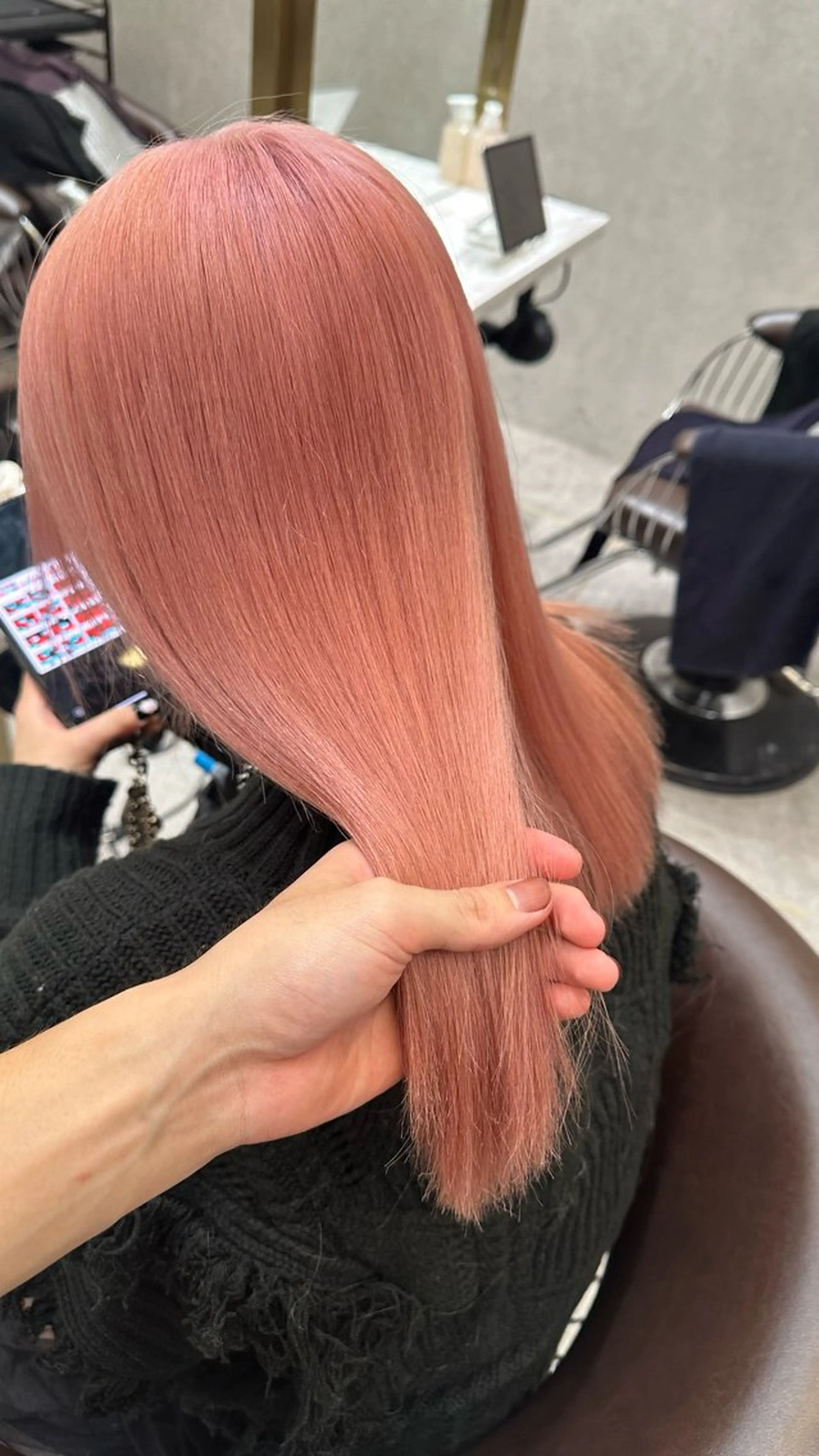 セミロング カラー レイヤーダブルカラー KYONのヘアスタイル