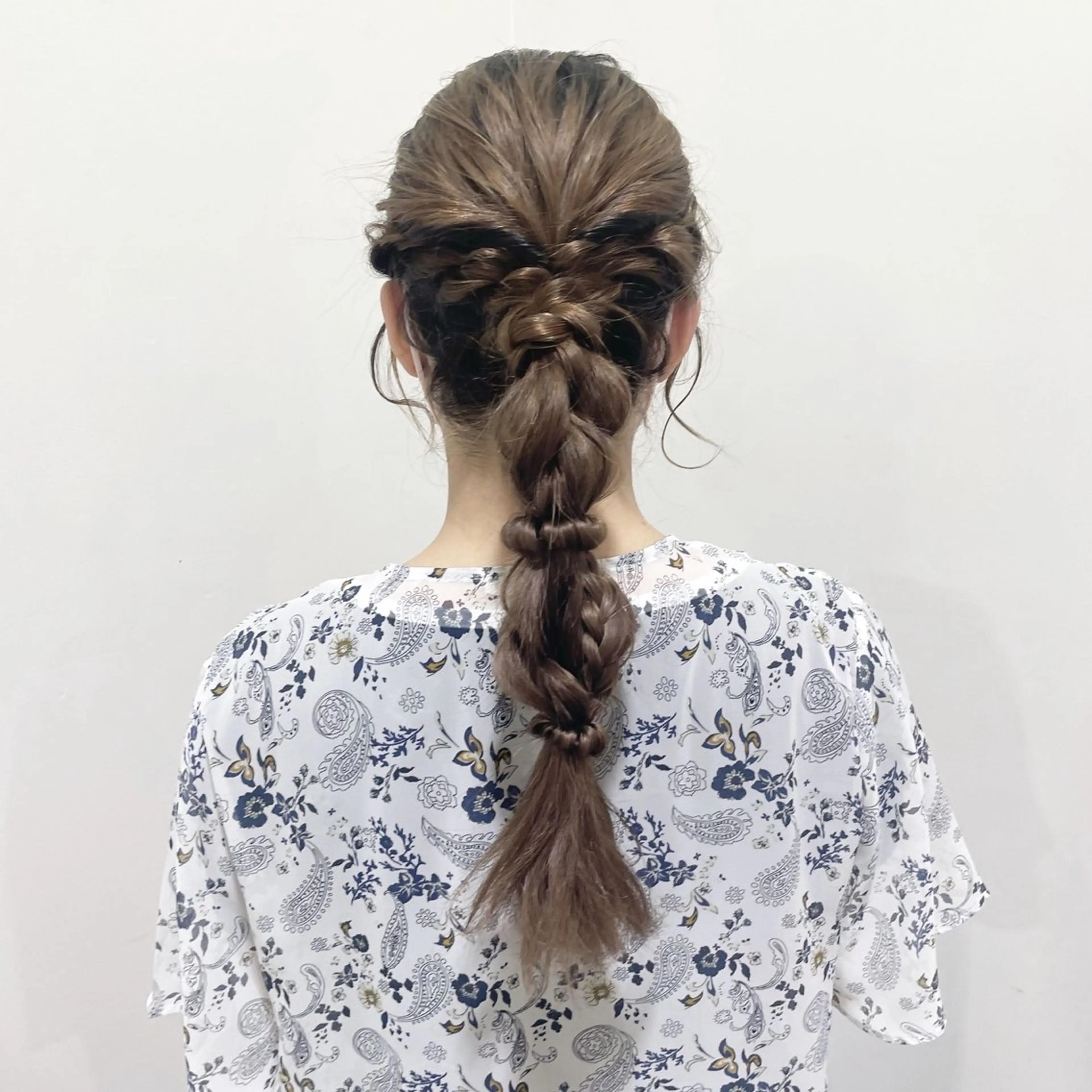 ロング ヘアアレンジ ポニーテール チョコレートカラー/ 𝐒𝐚𝐤𝐢のヘアスタイル