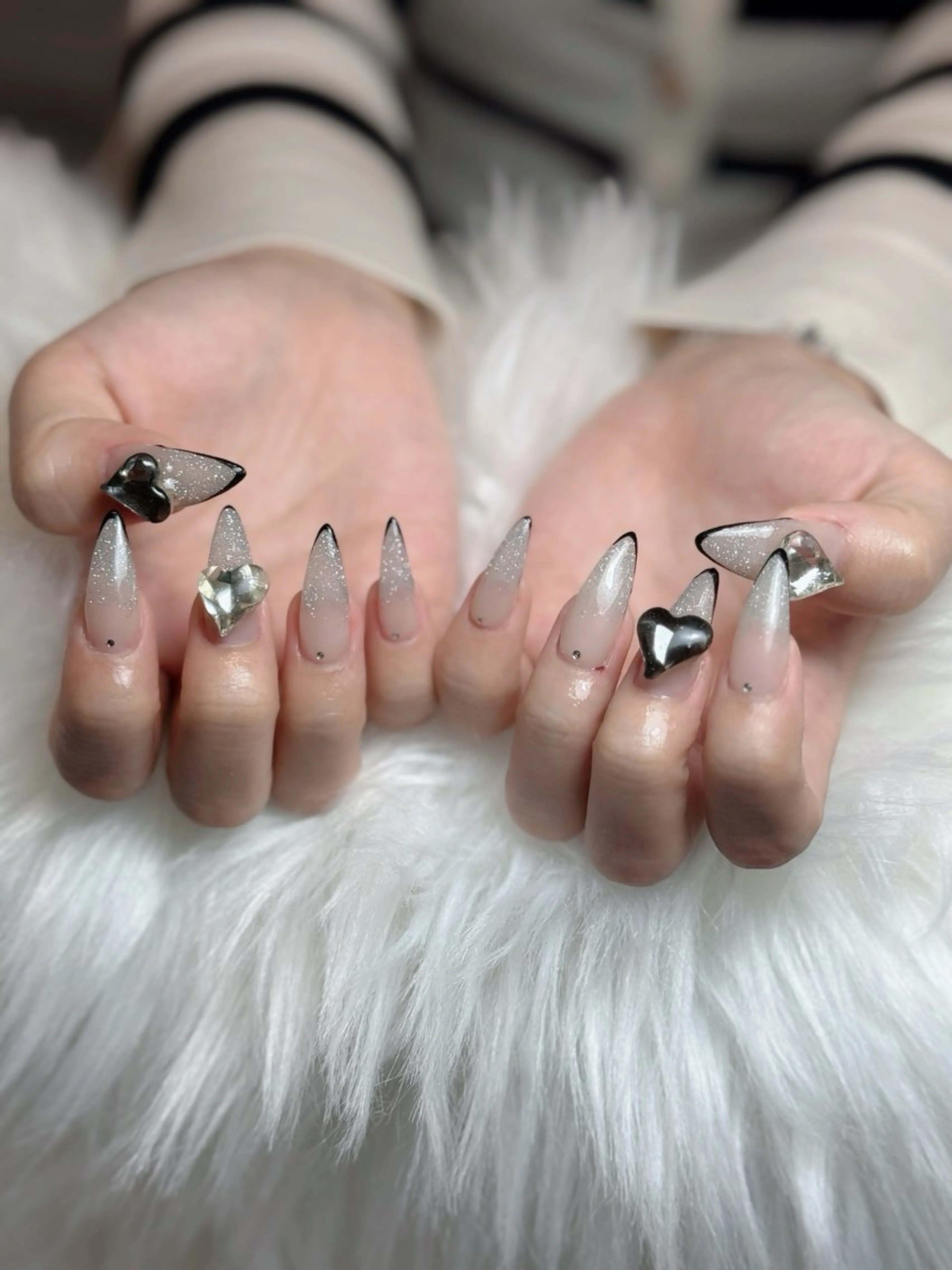 ネイル ジェルネイル 韓国ネイル マグネットネイル ネイルチップ 冬ネイル Lenie Nail Salonのネイルデザイン