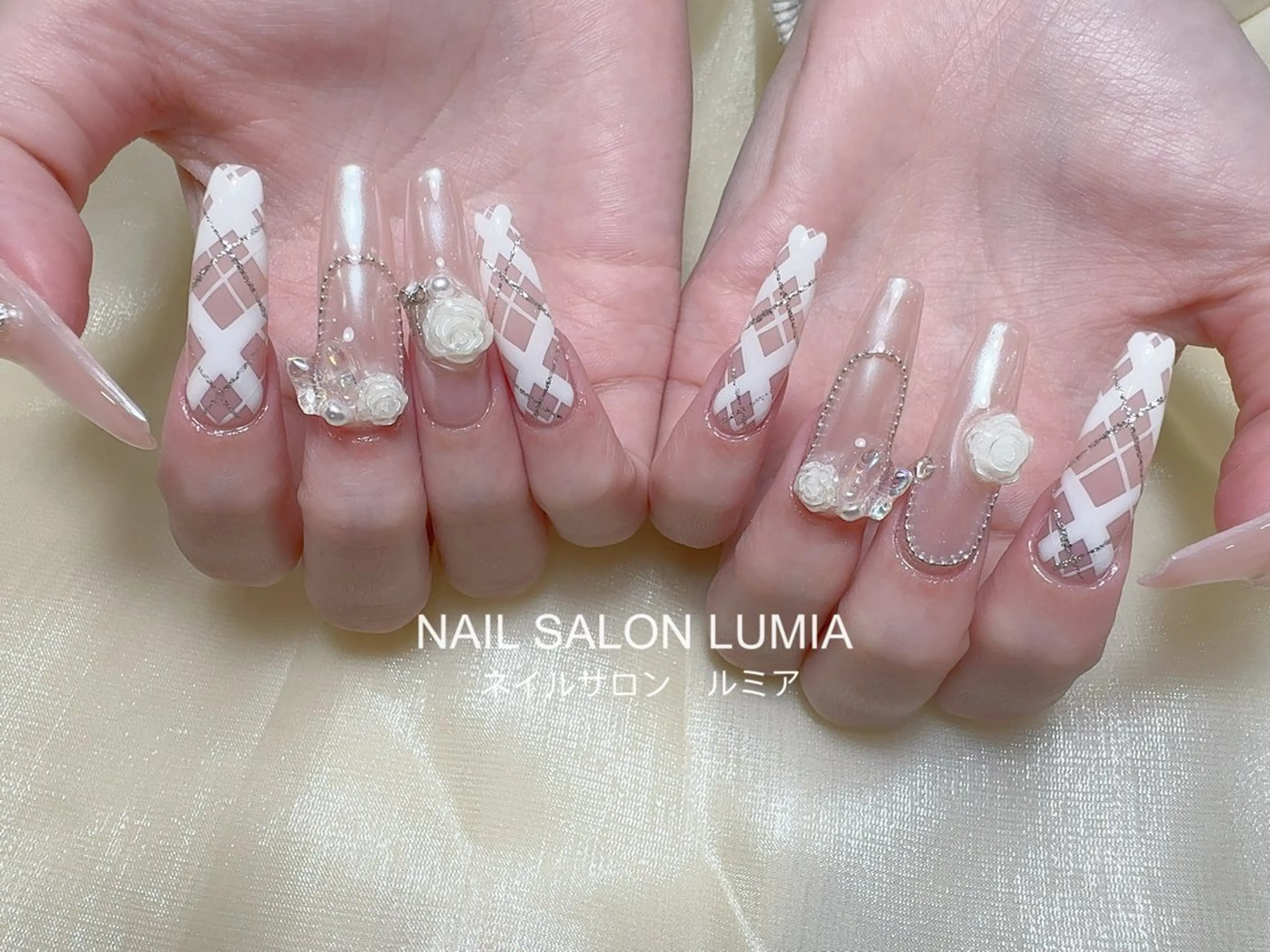 ネイル ハンドネイル ネイルサロン ルミア Lumia 店長のネイルデザイン