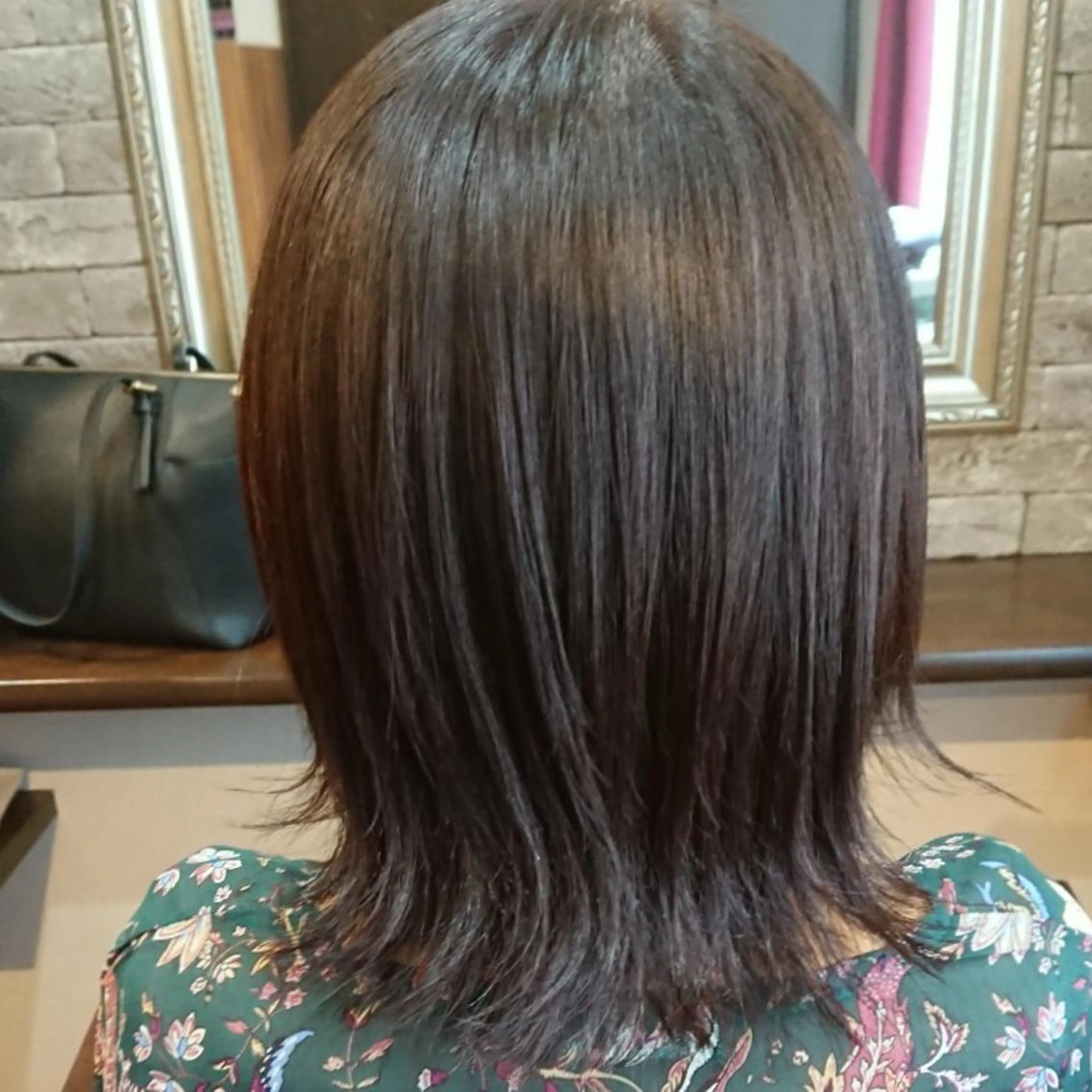 ショート カラー グレージュ ラベンダーカラー ラベンダーグレージュ ラベンダーグレー ヘアカラー トリートメント 美髪 カラーリストのヘアスタイル