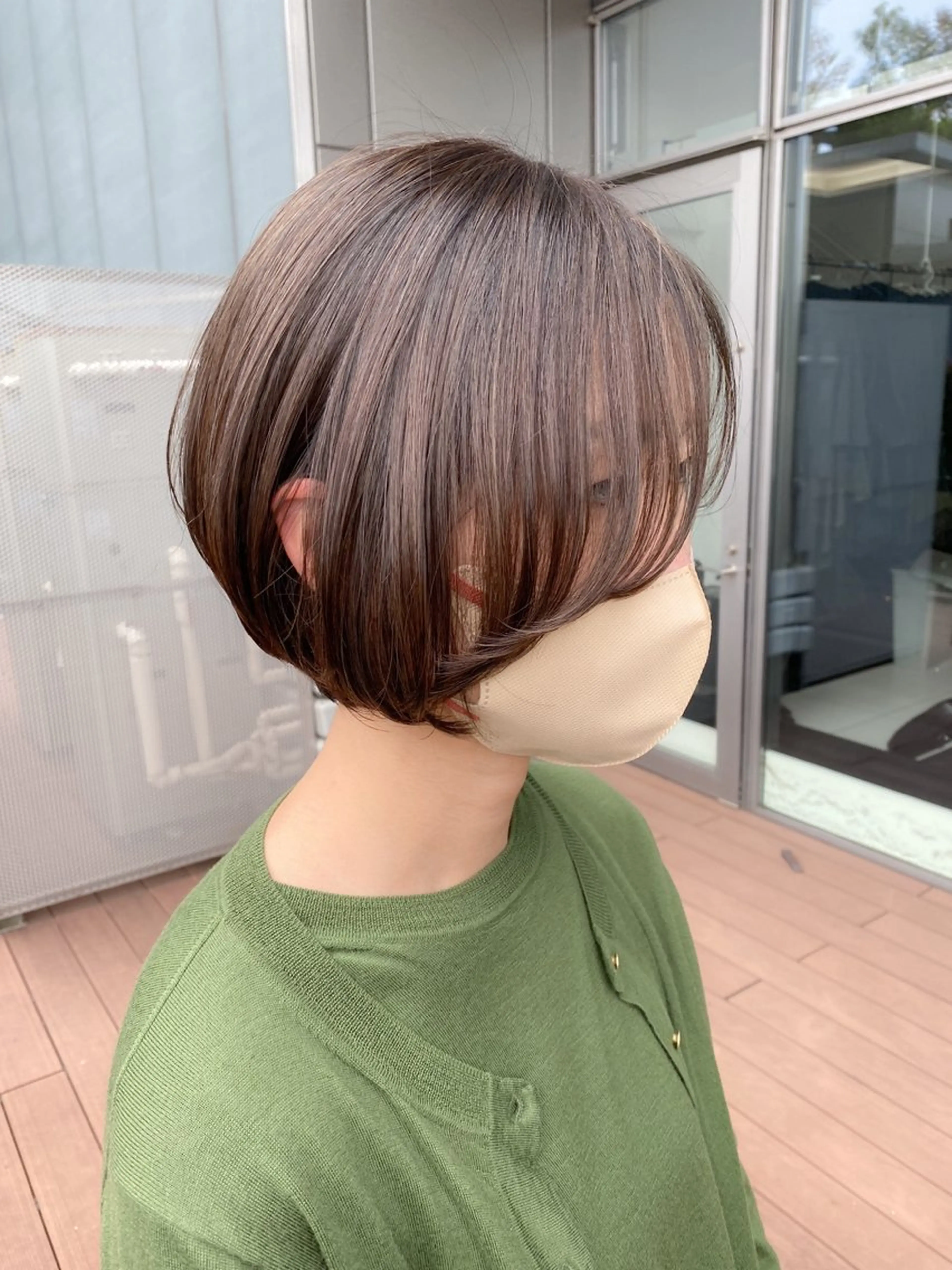 カラー 西本 由香のヘアスタイル
