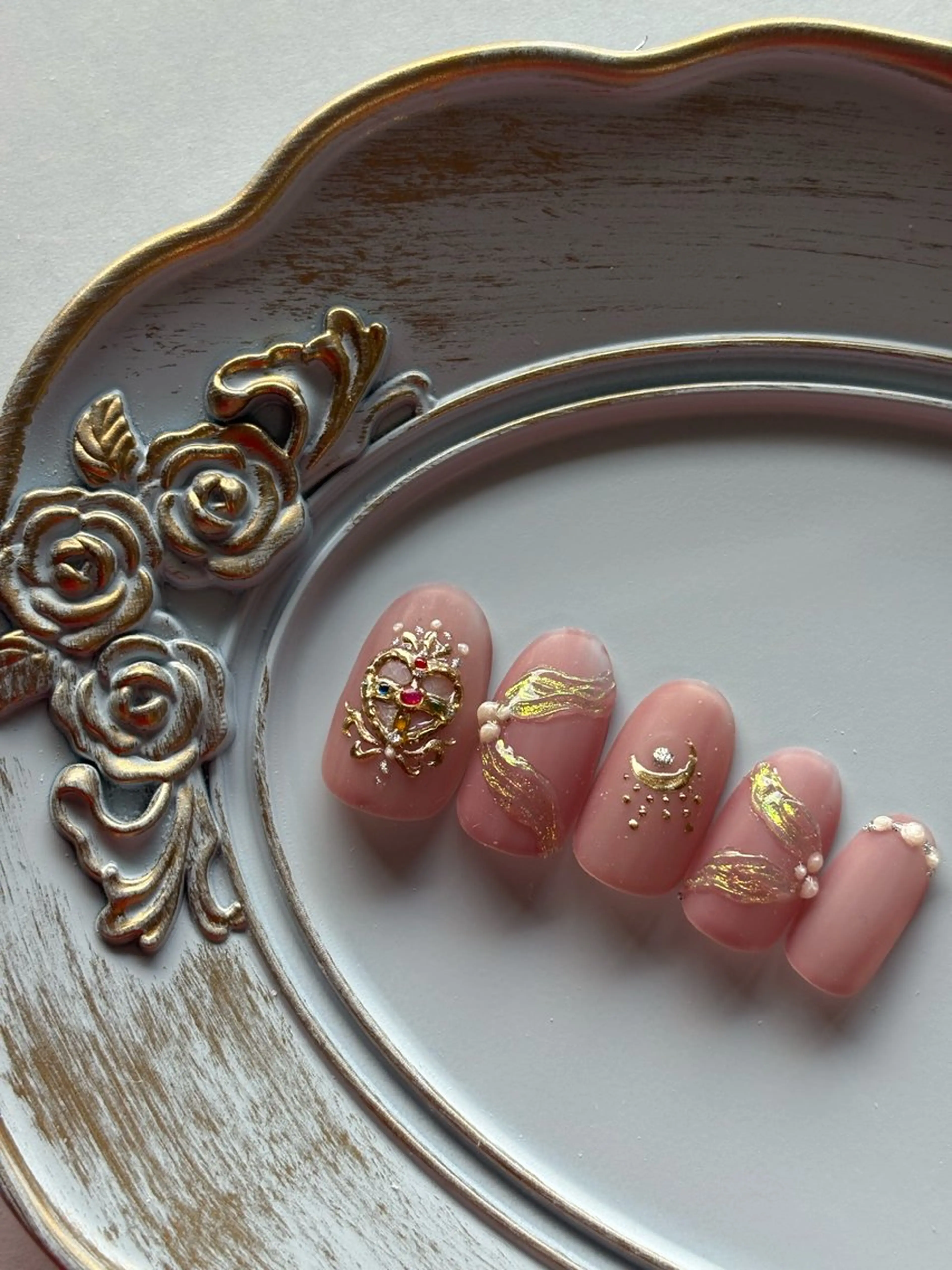 ネイル ハンドネイル FIORITURA Maikoのネイルデザイン