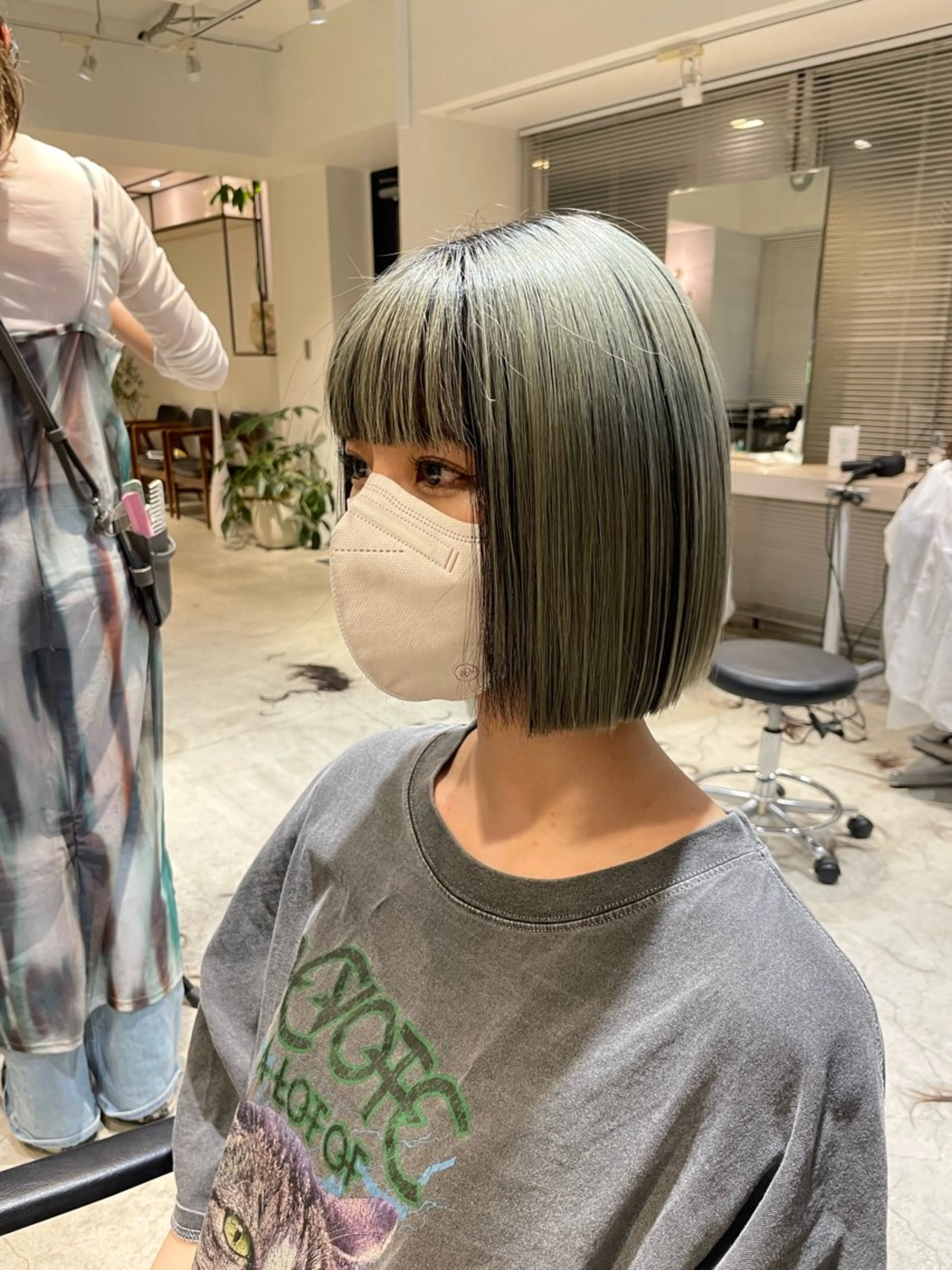 ショート ボブ 顔まわりレイヤー レイヤーカット トリートメント 一箭 恵梧/ロングヘアのヘアスタイル
