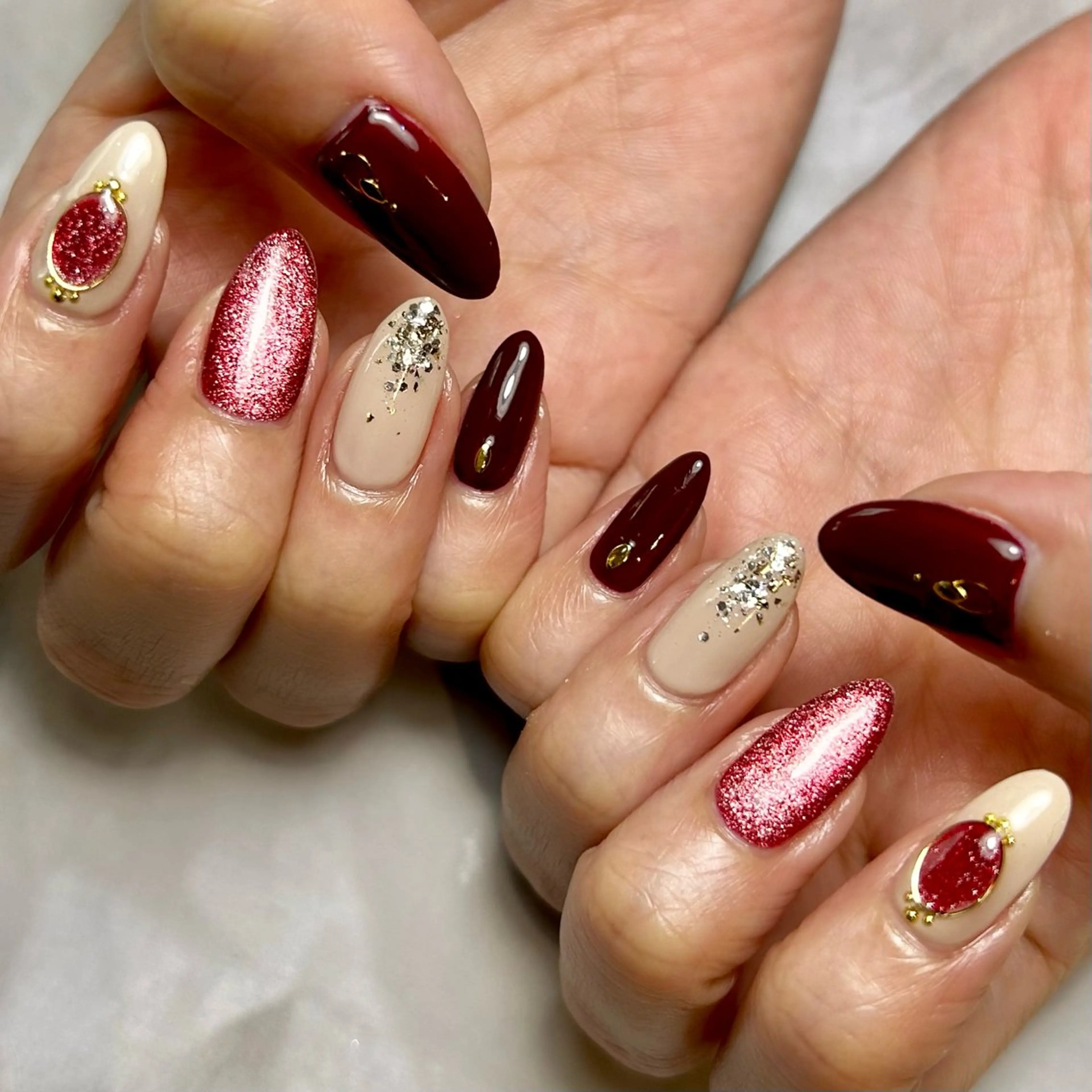 ネイル 持ち込み 赤色 ハンドネイル Reflection marikoのネイルデザイン