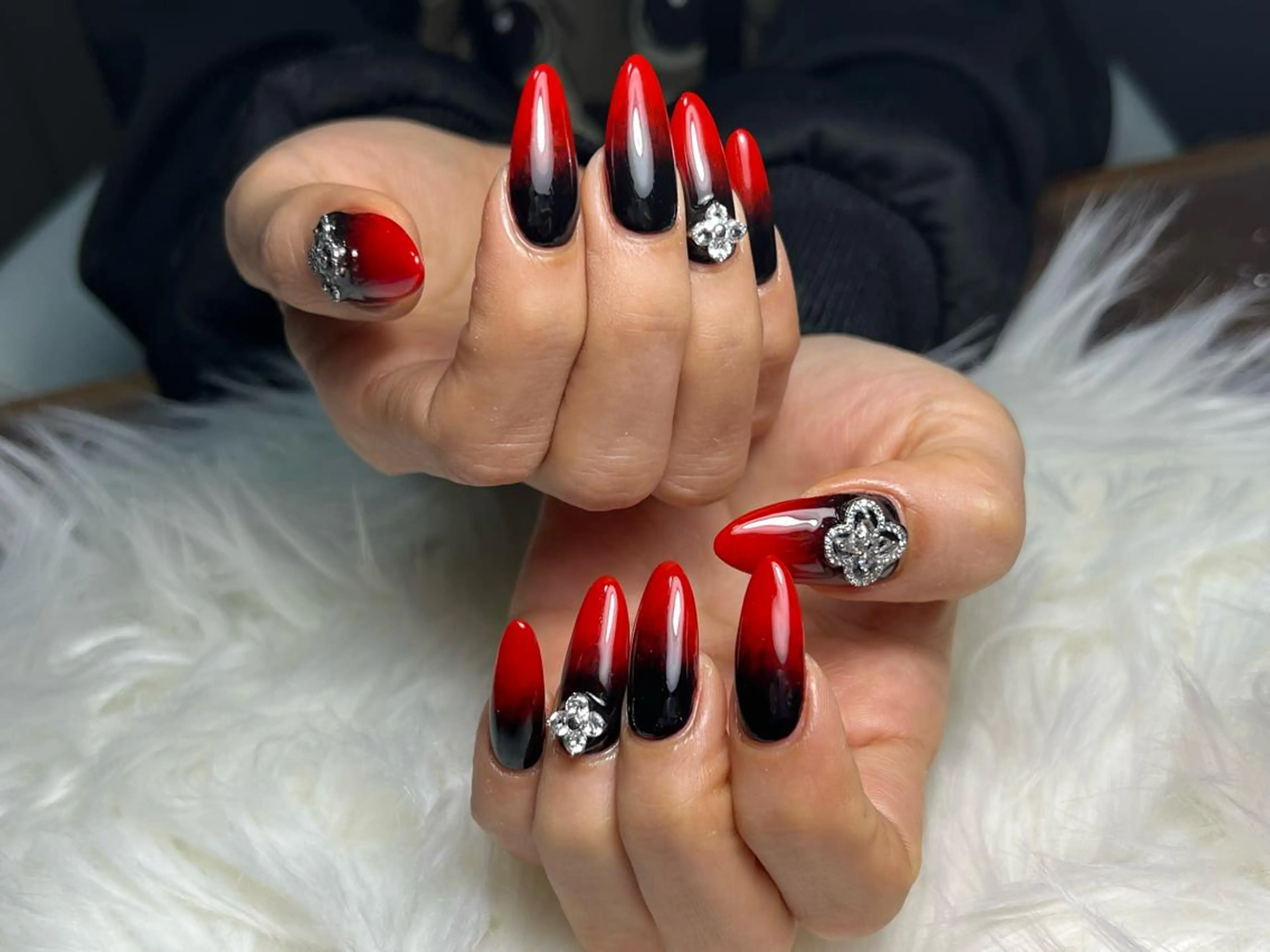 ネイル lucky nail 歌舞伎町のネイルデザイン