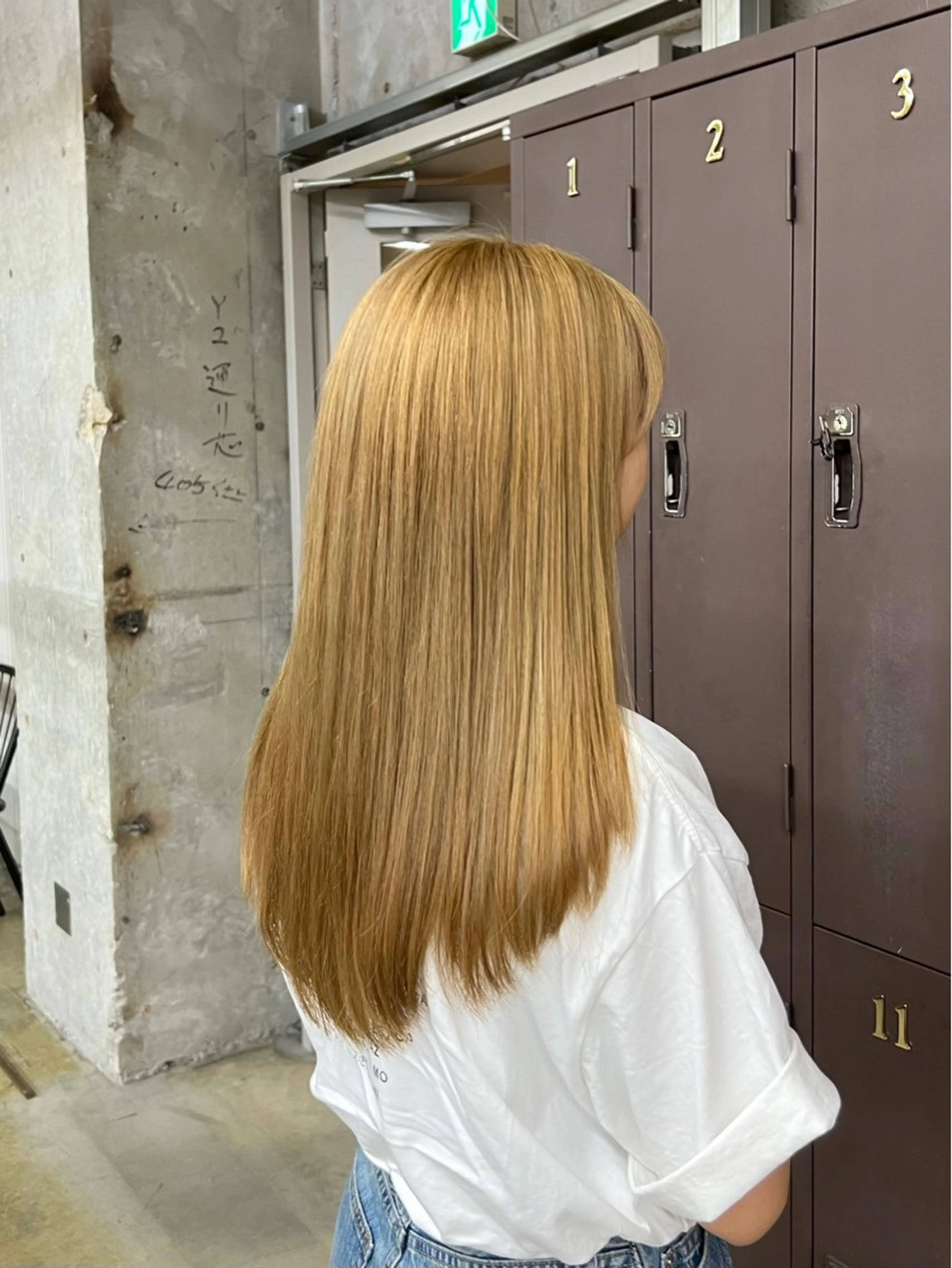ロング カラー ベージュカラー ヘアカラー トリートメント azumi/ボブ/暖 色/オリーブ/縮毛のヘアスタイル