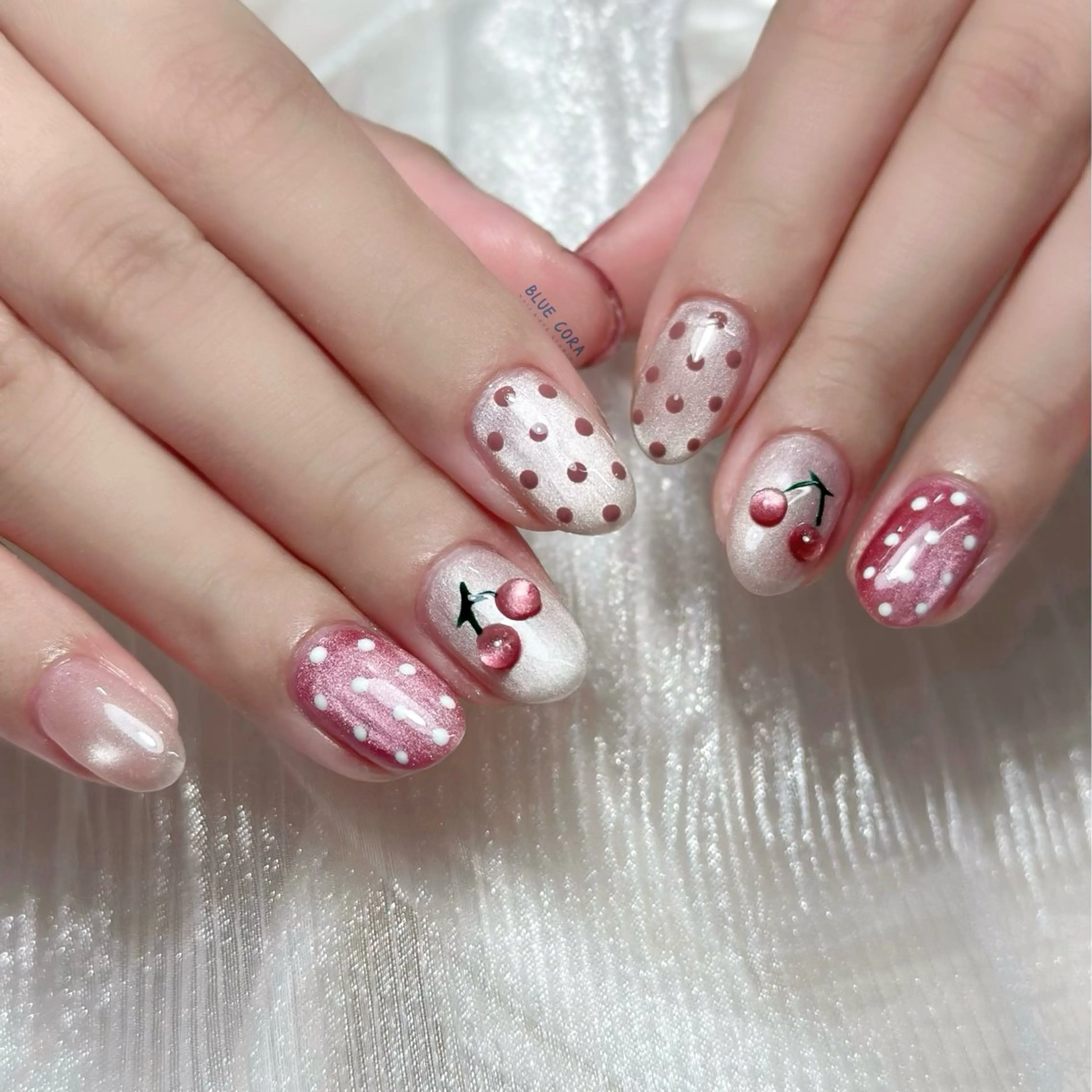ネイル マグネットネイル ハンドネイル ハンドケア BLUE CORA所属・BLUE CORAのネイルデザイン