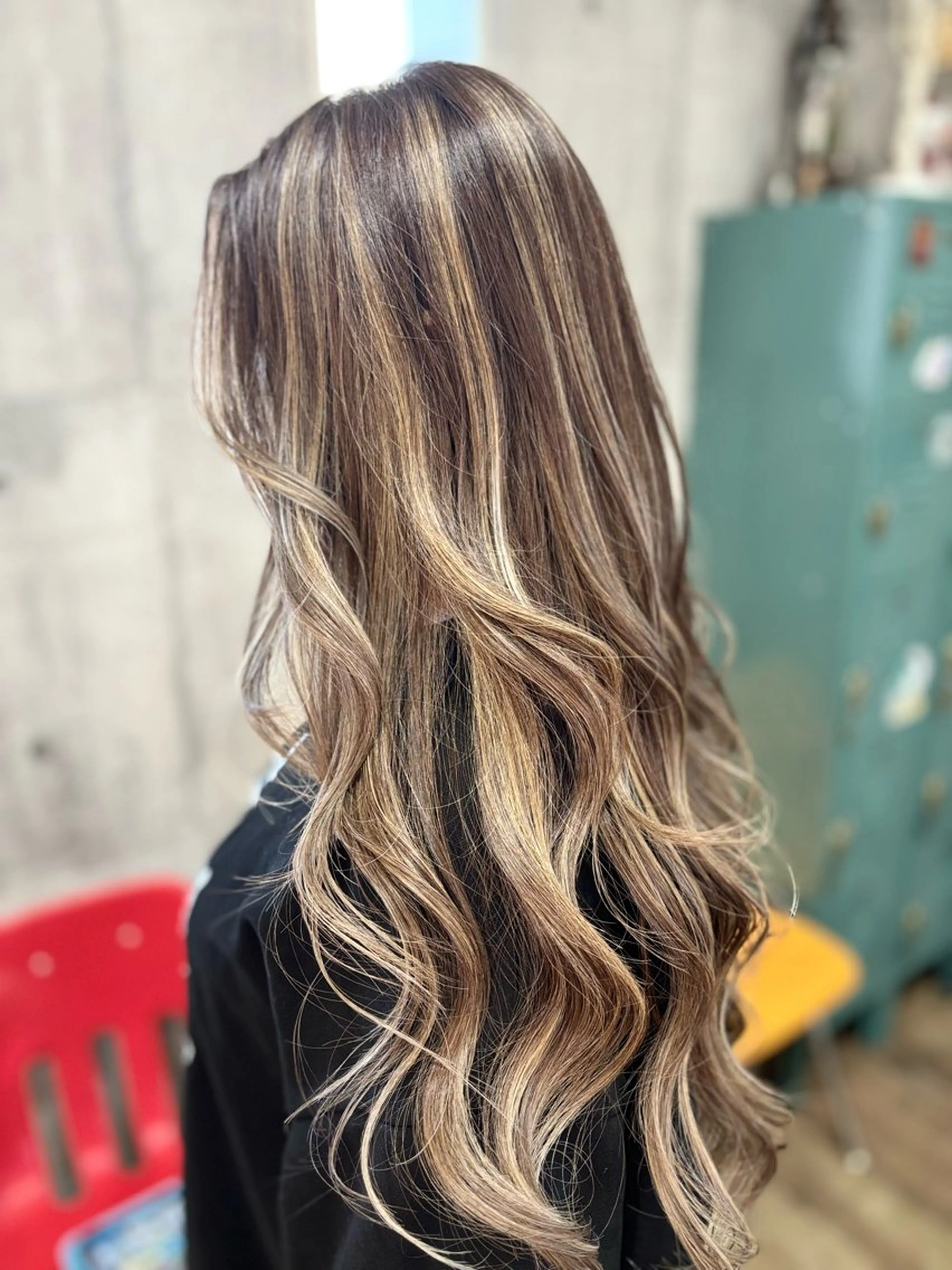 ロング ハイライト カット ヘアカラー yoshihara yuukiのヘアスタイル