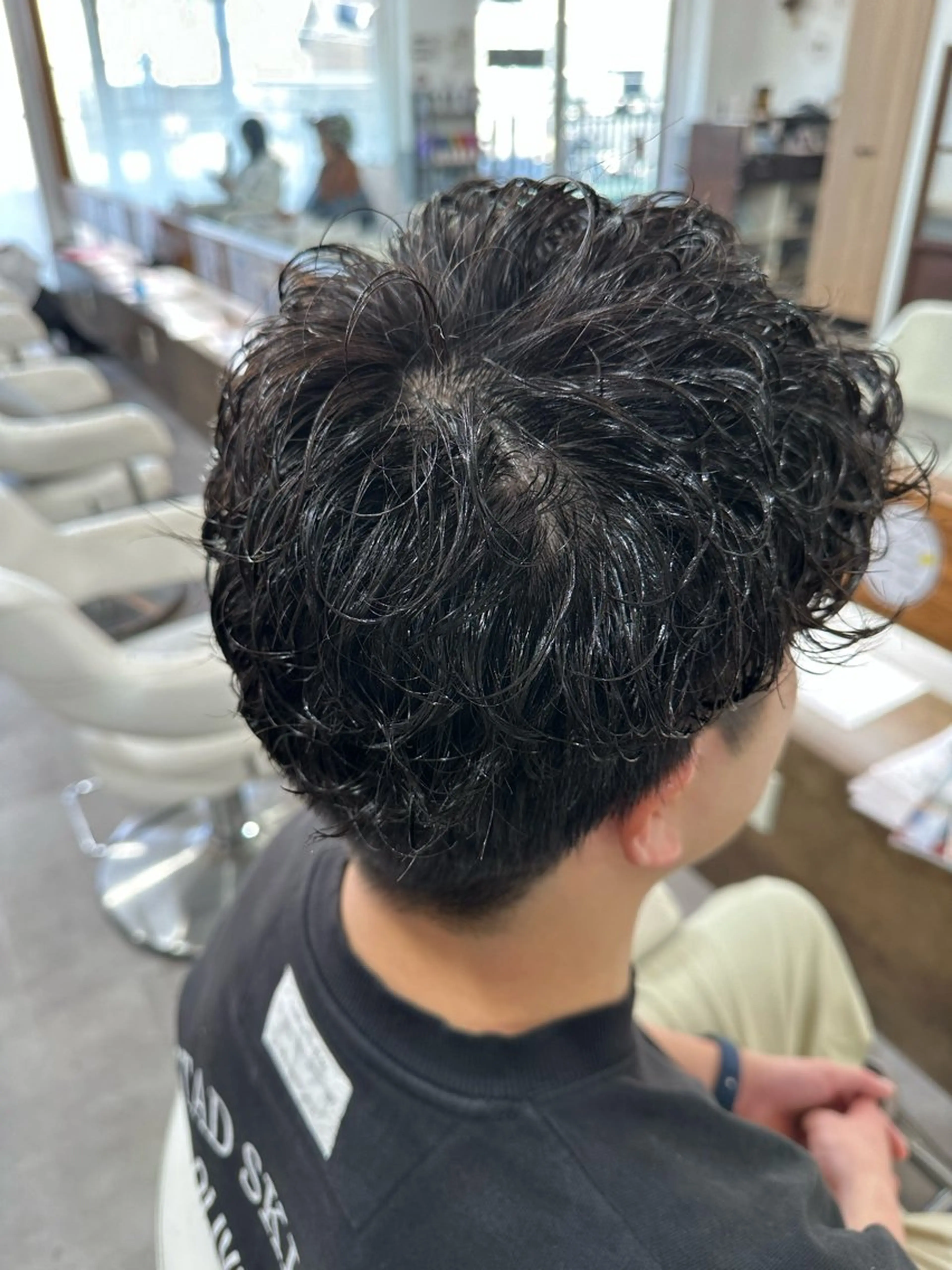 ショート パーマ メンズ カット パーマ 我満 宏映のヘアスタイル