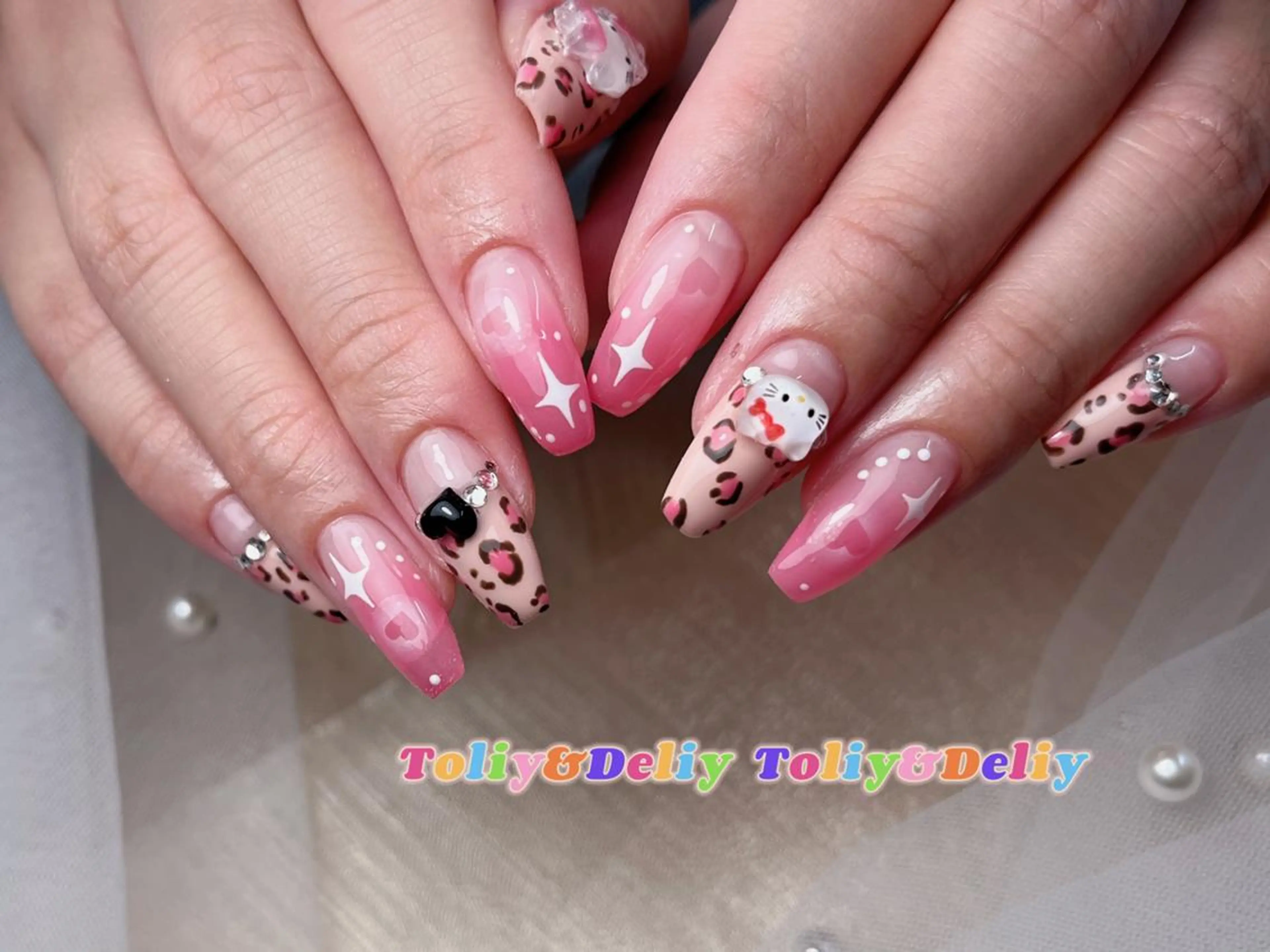 ネイル ハンドネイル ToliyDeliy Nail Salonのネイルデザイン