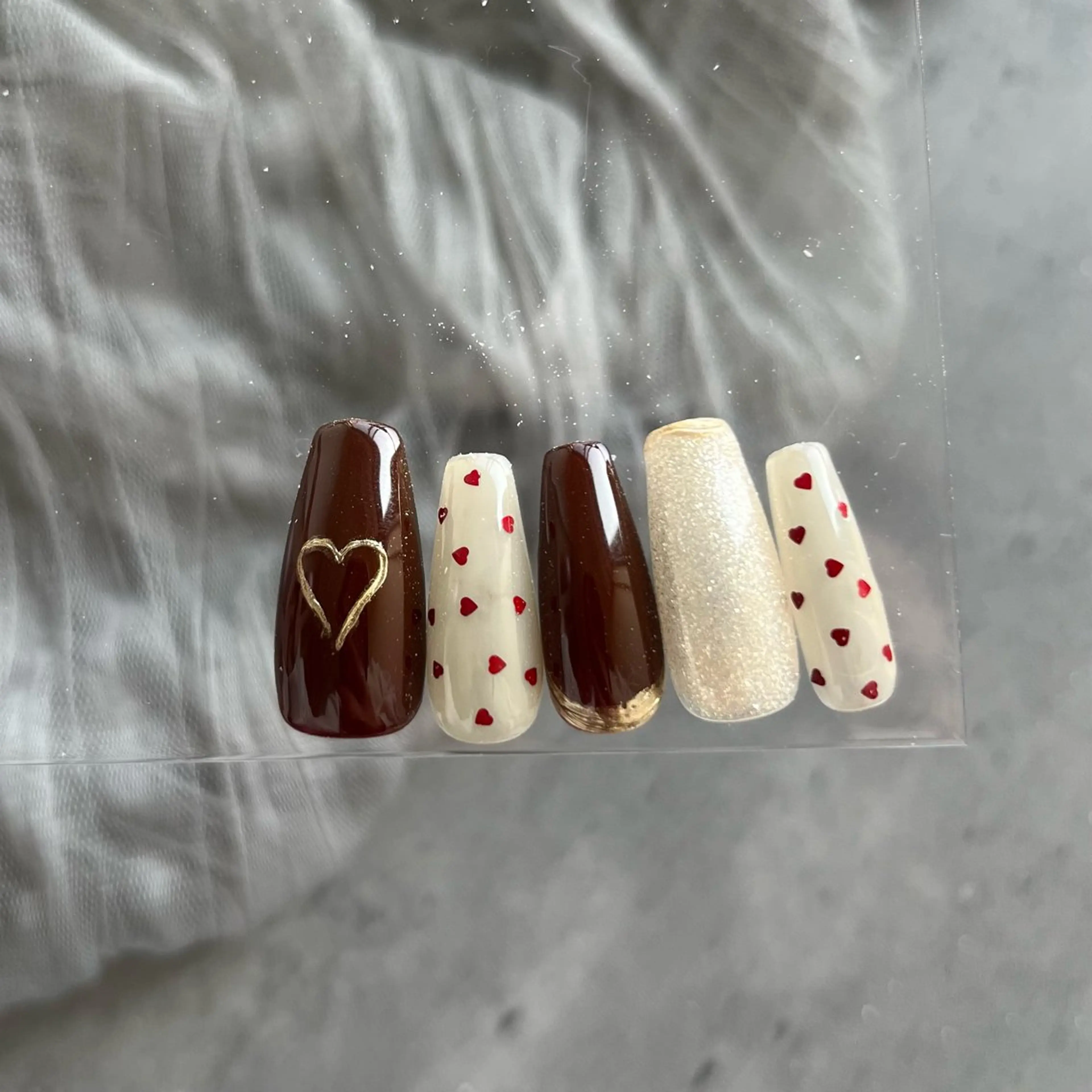 ネイル Ray. ちゅるん系ニュアンスのエステ・リラクイメージ