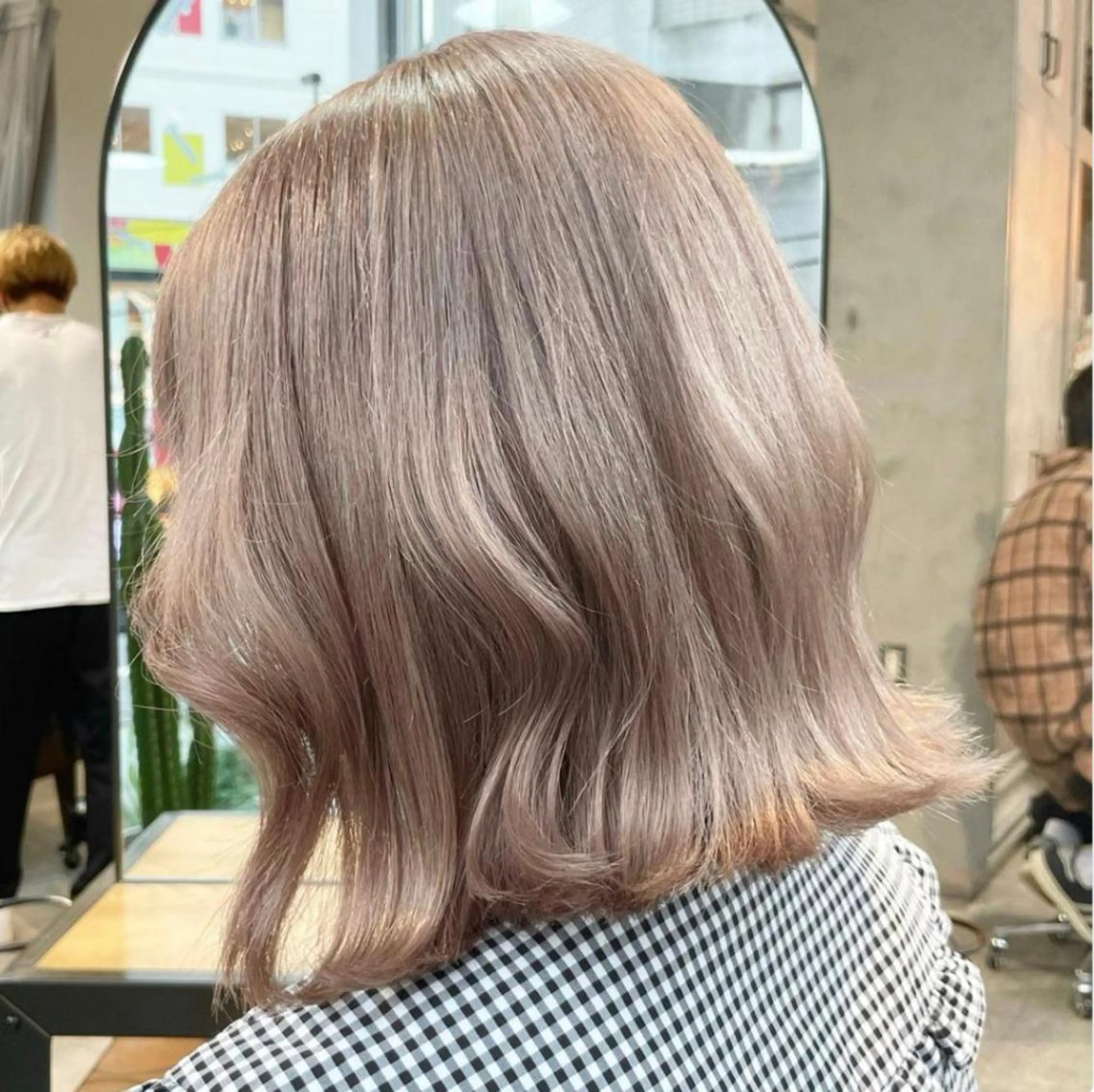 ミディアム カラー ヘアアレンジ ヘアカラー トリートメント ヘアセット 🌹TikTok４万 ﾌｫﾛﾜｰ🌹AKIのヘアスタイル