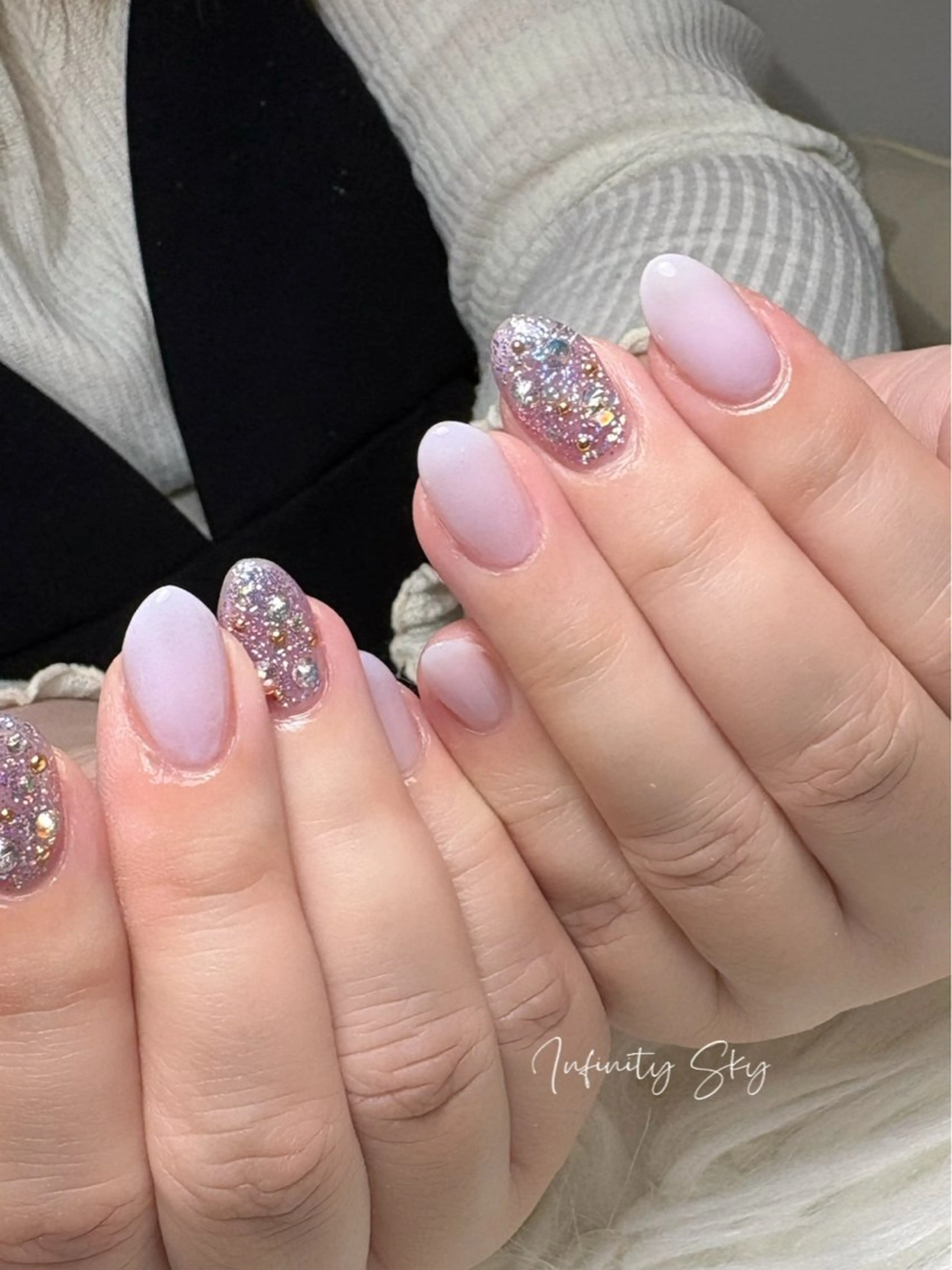 ネイル infinity skyのネイルデザイン