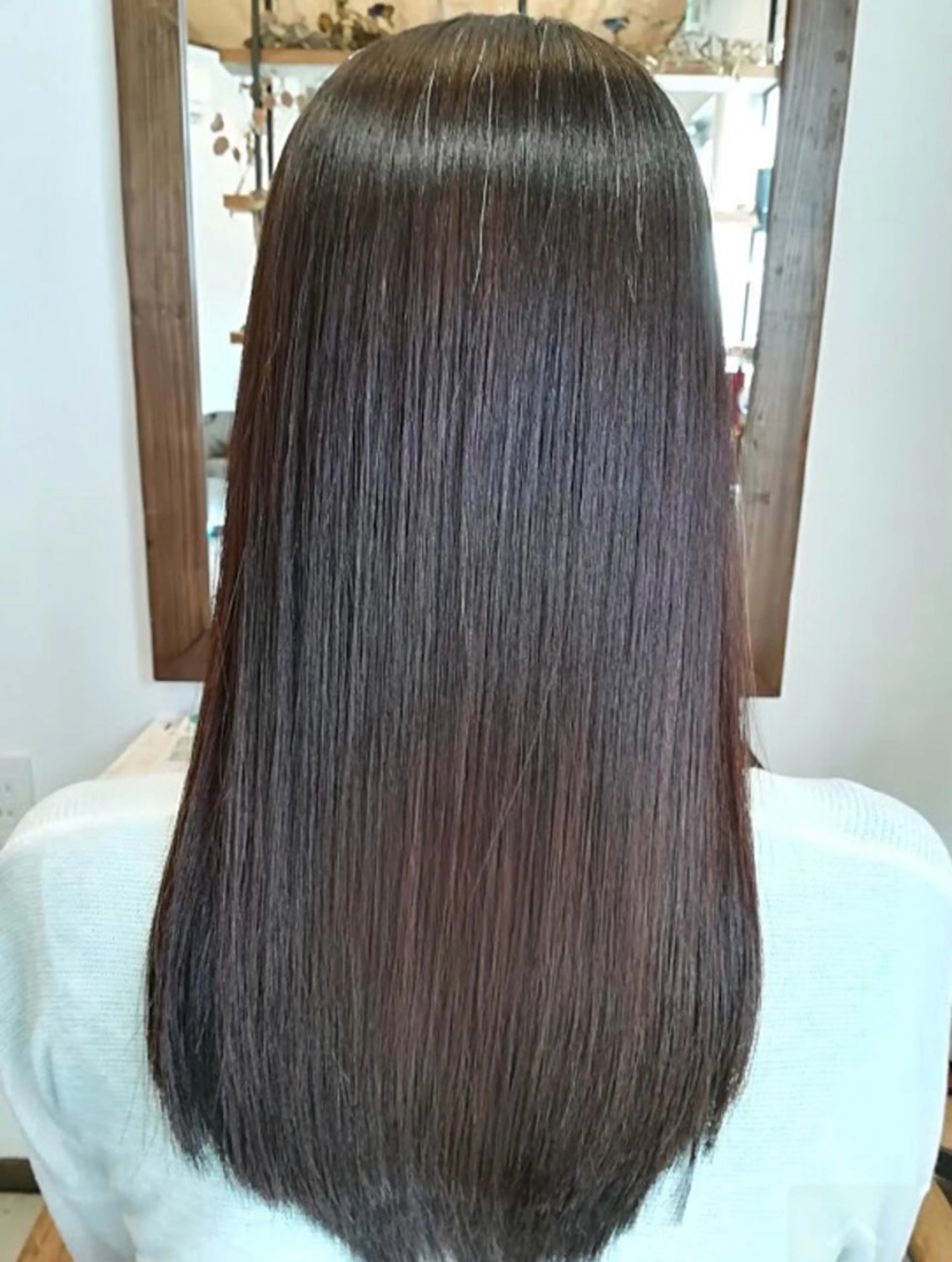 ロング YUKI .のヘアスタイル