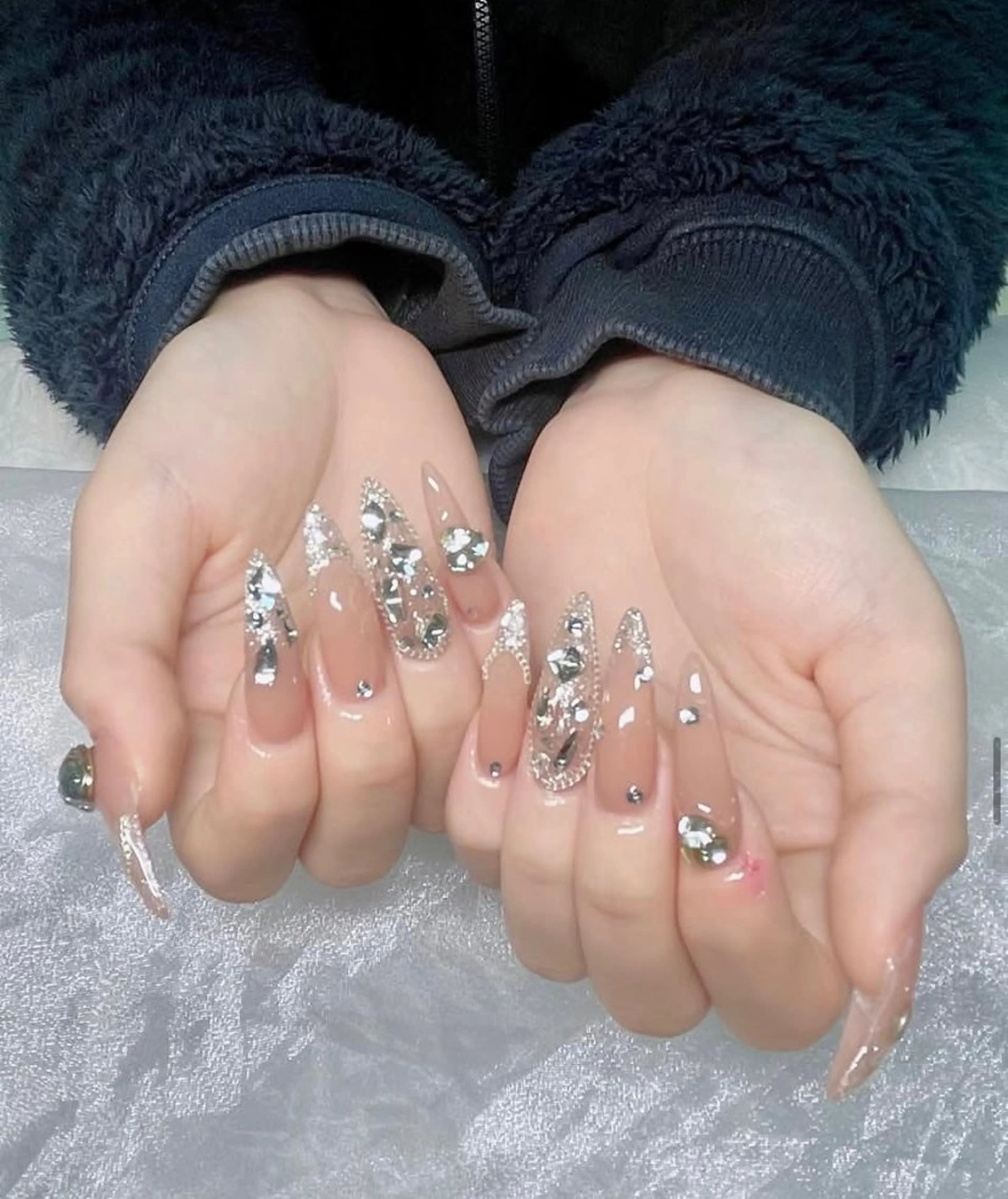 ネイル Hin Nail Osaka所属・Hin Nailsのネイルデザイン