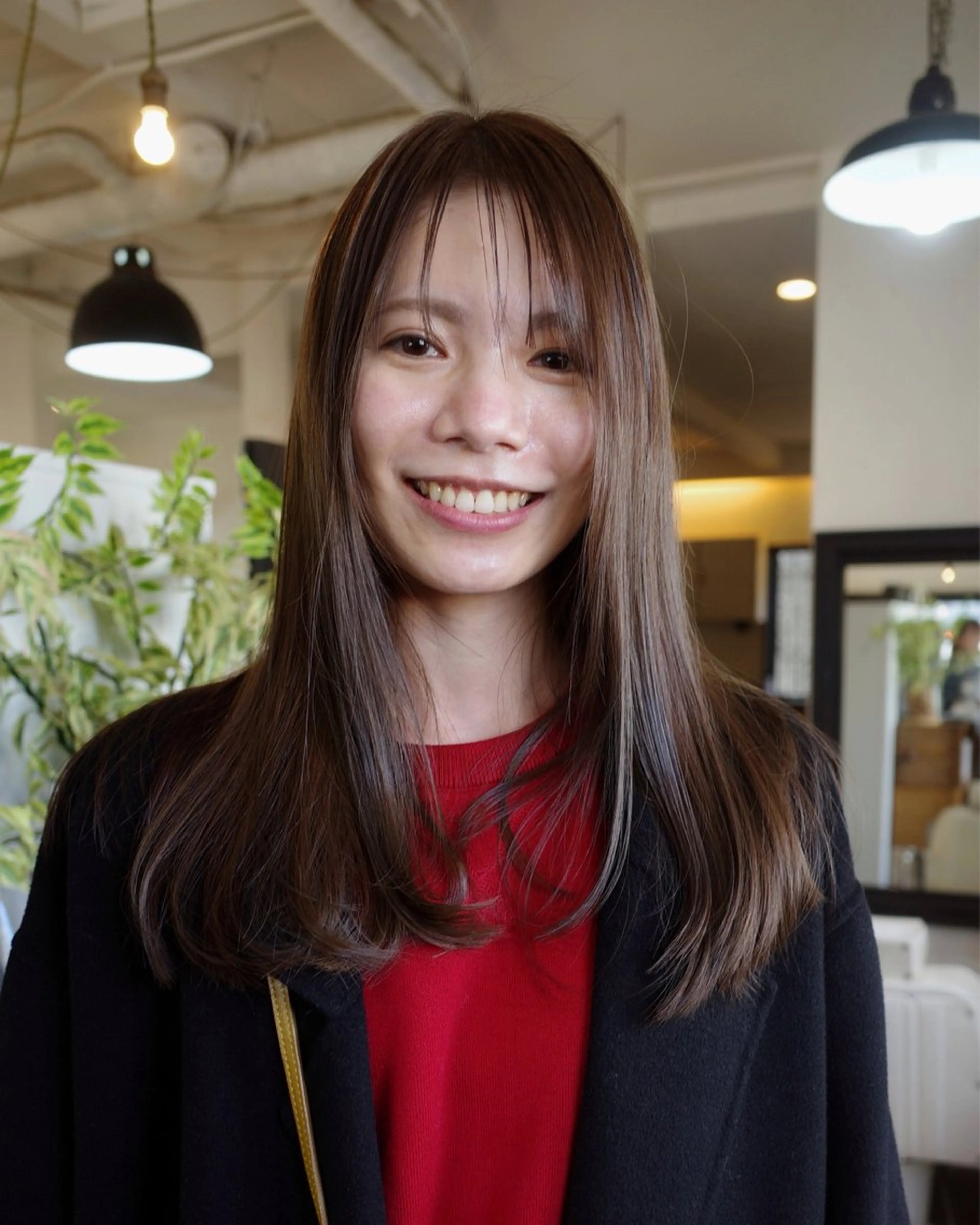 【💎 髪質に合わせた・ペタッとしない自然ストレート 💎】艶ストレート縮毛矯正➕カットの写真