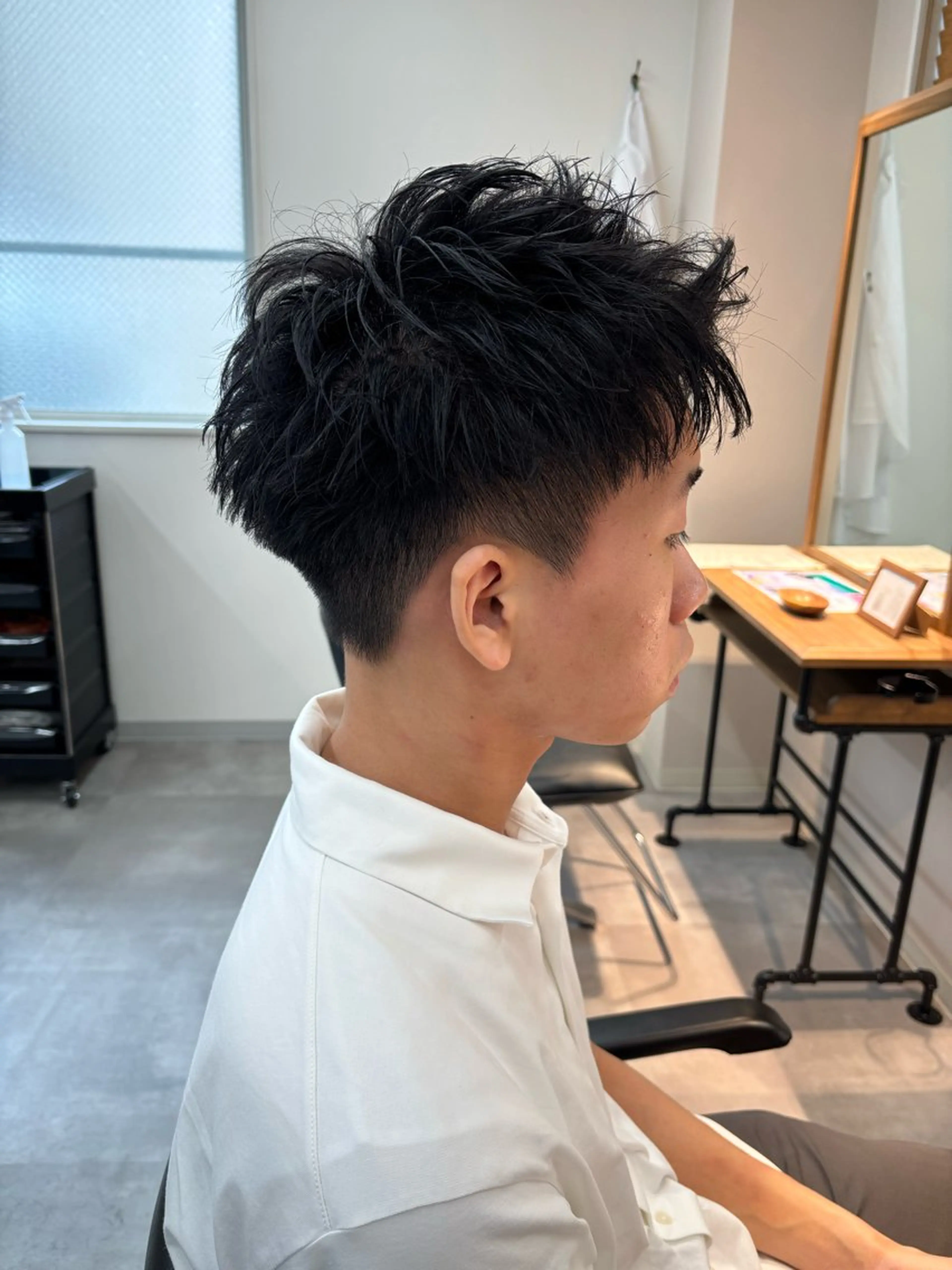 メンズ アップバング メンズショート カット 保立/フェザーパーマ /メンズカット千葉のヘアスタイル