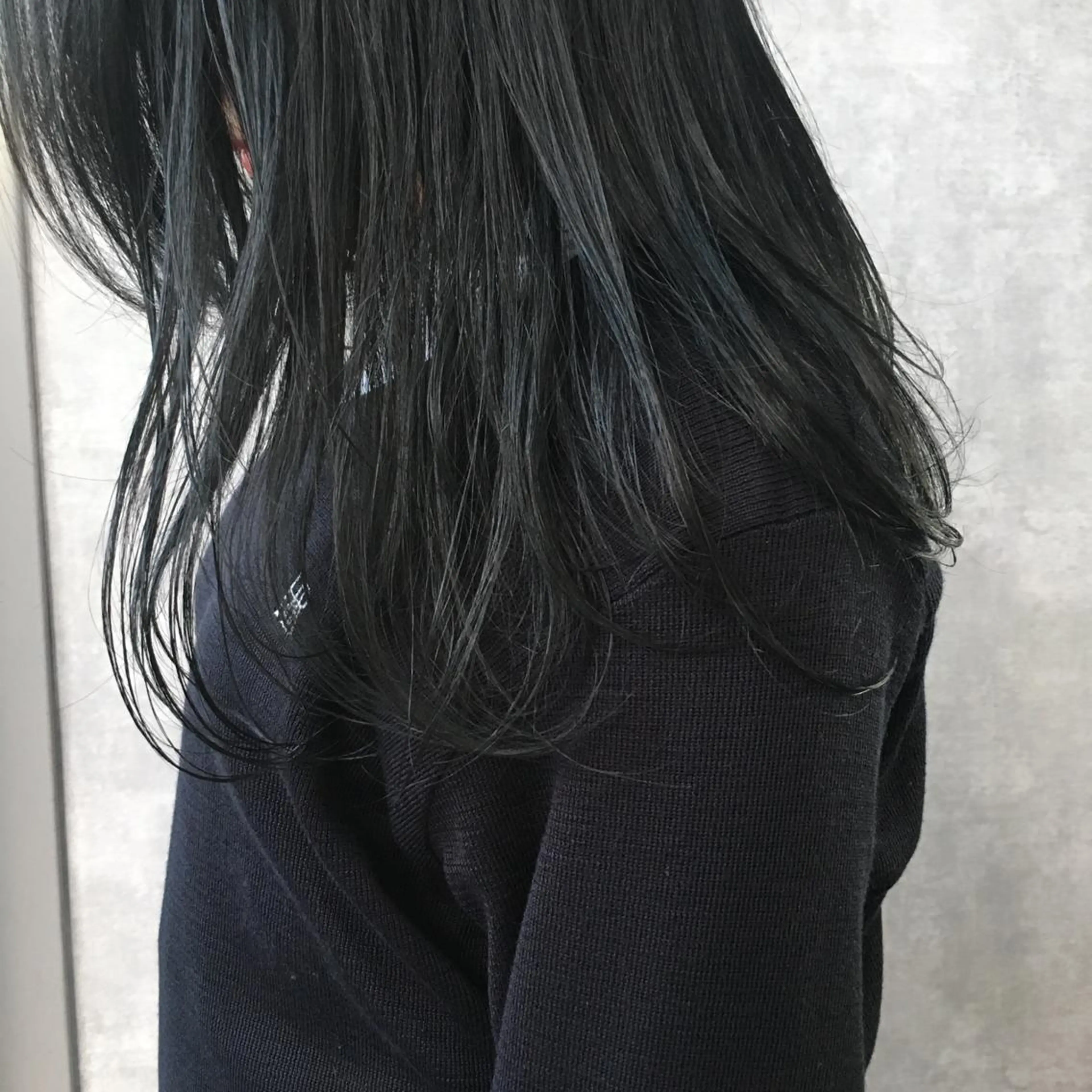 ロング カラー 黒髪 ブルーカラー ブルーブラック レイヤーカット BLend 渋谷のヘアスタイル