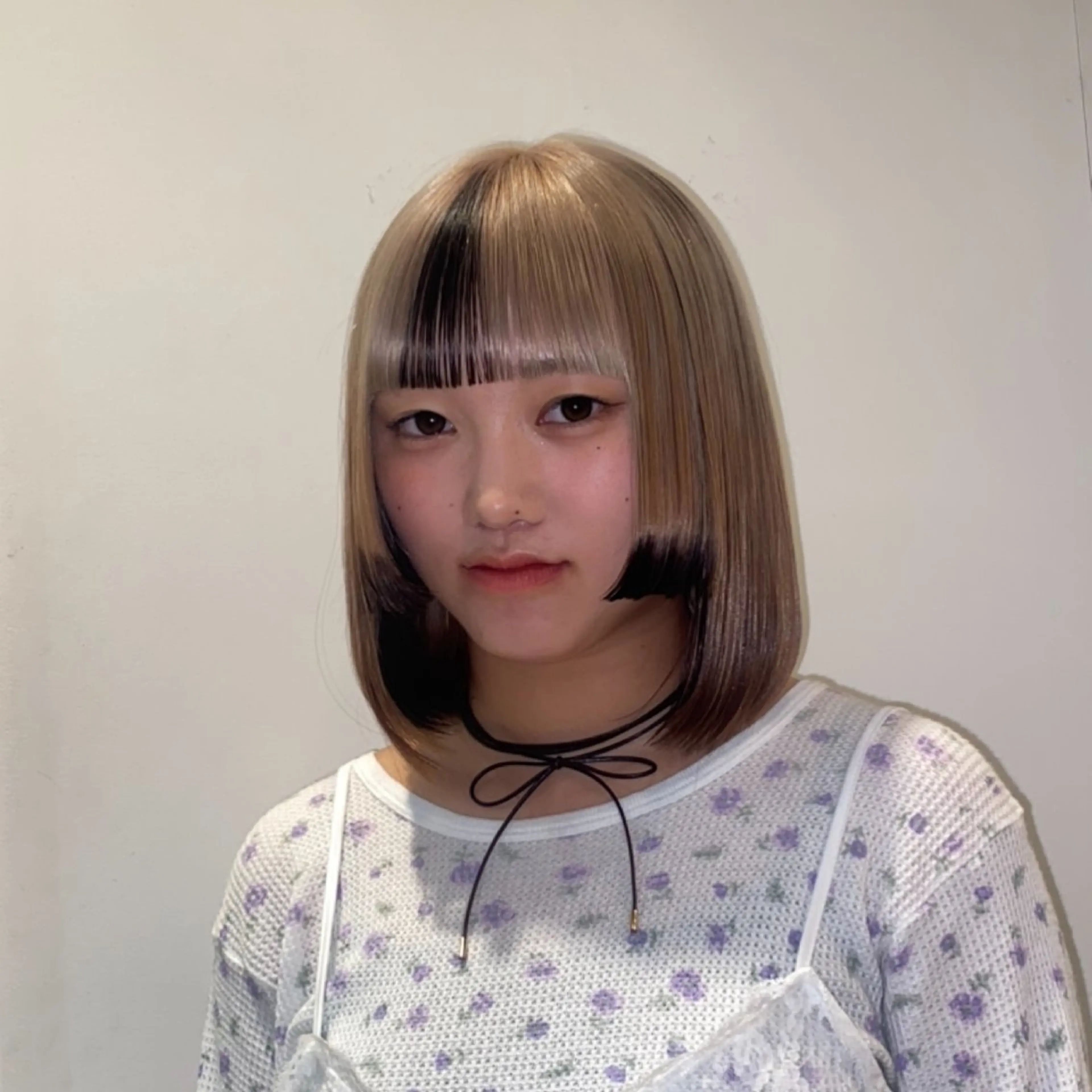 カラー ナホ/ハイトーン/ ブリーチ/ヘッドスパのヘアスタイル