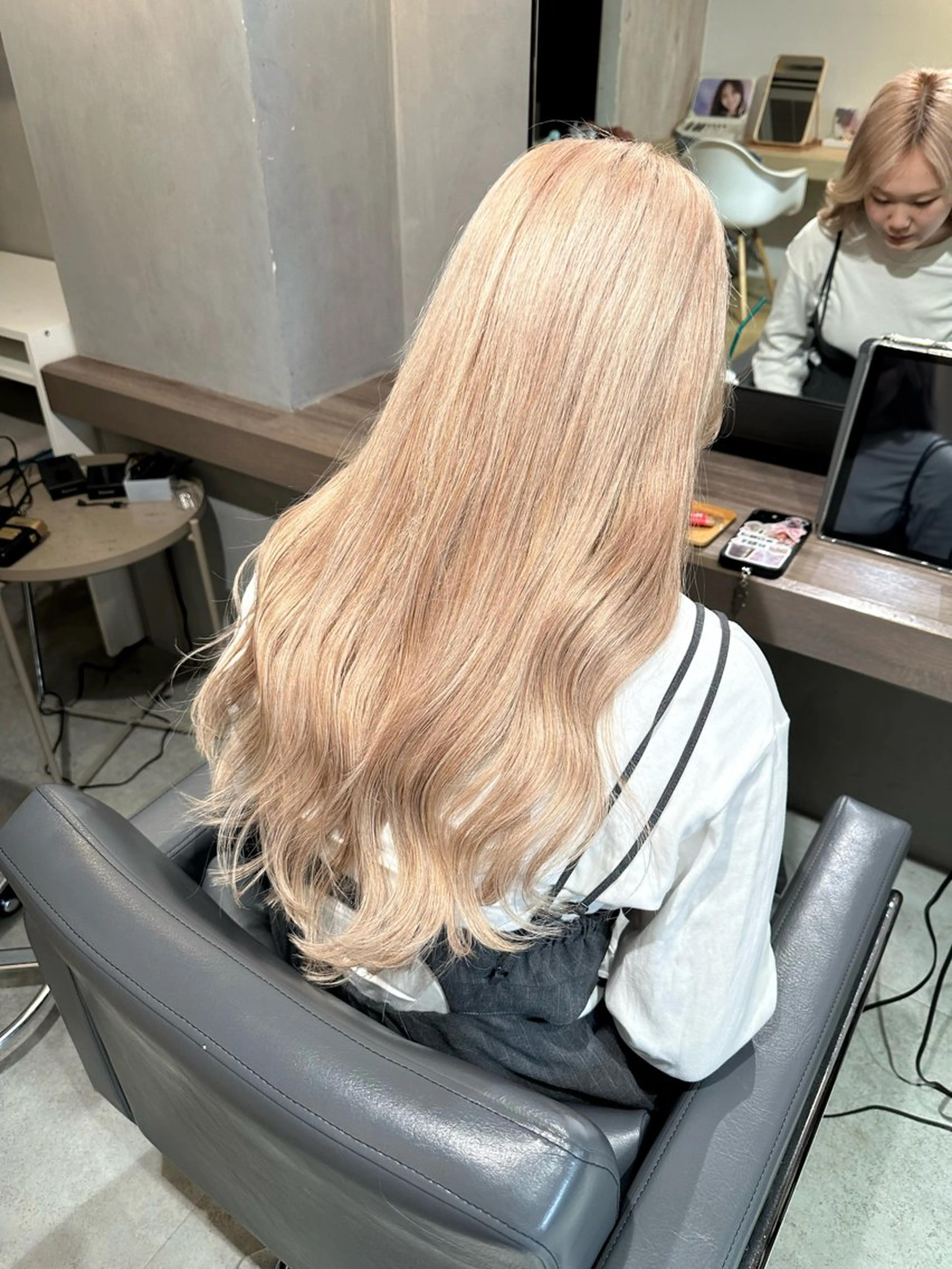 ヘアカラー 美髪・シールエクステ ホソタニリョウコのヘアスタイル