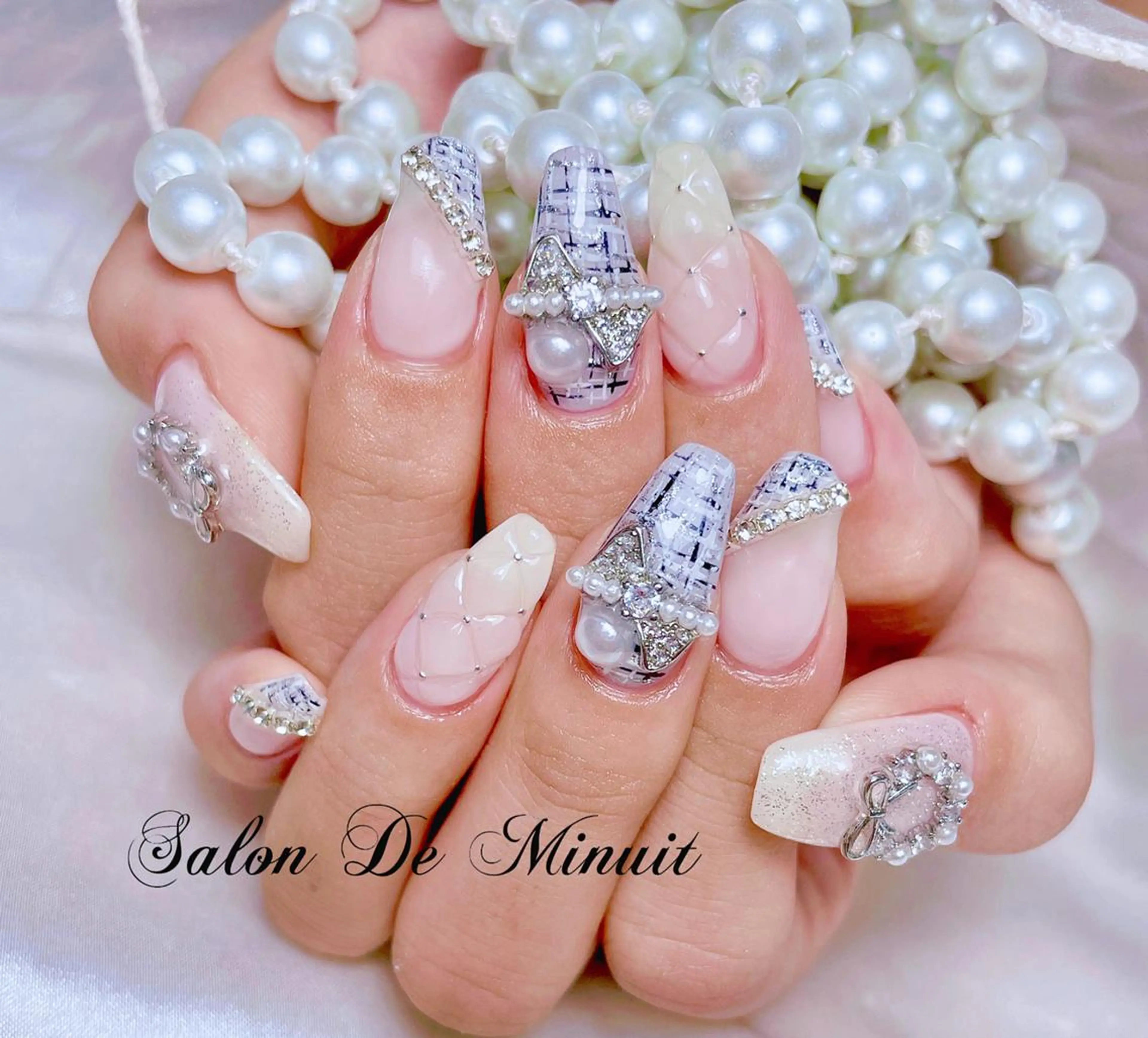 ネイル ハンドネイル ハンドケア Momo 🤍のネイルデザイン