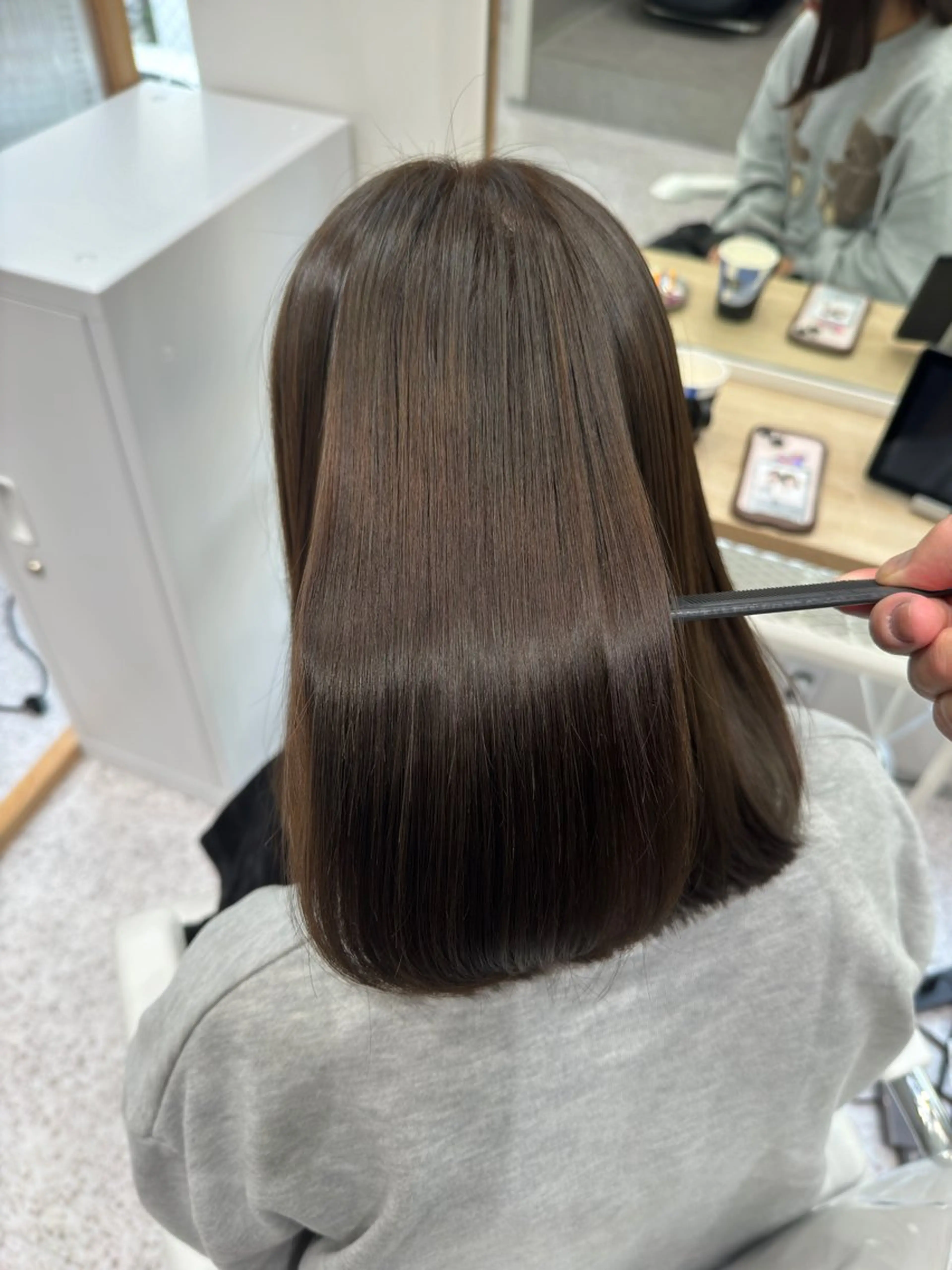 ミディアム カット 縮毛矯正 美髪矯正/髪質改善 /氏原のヘアスタイル