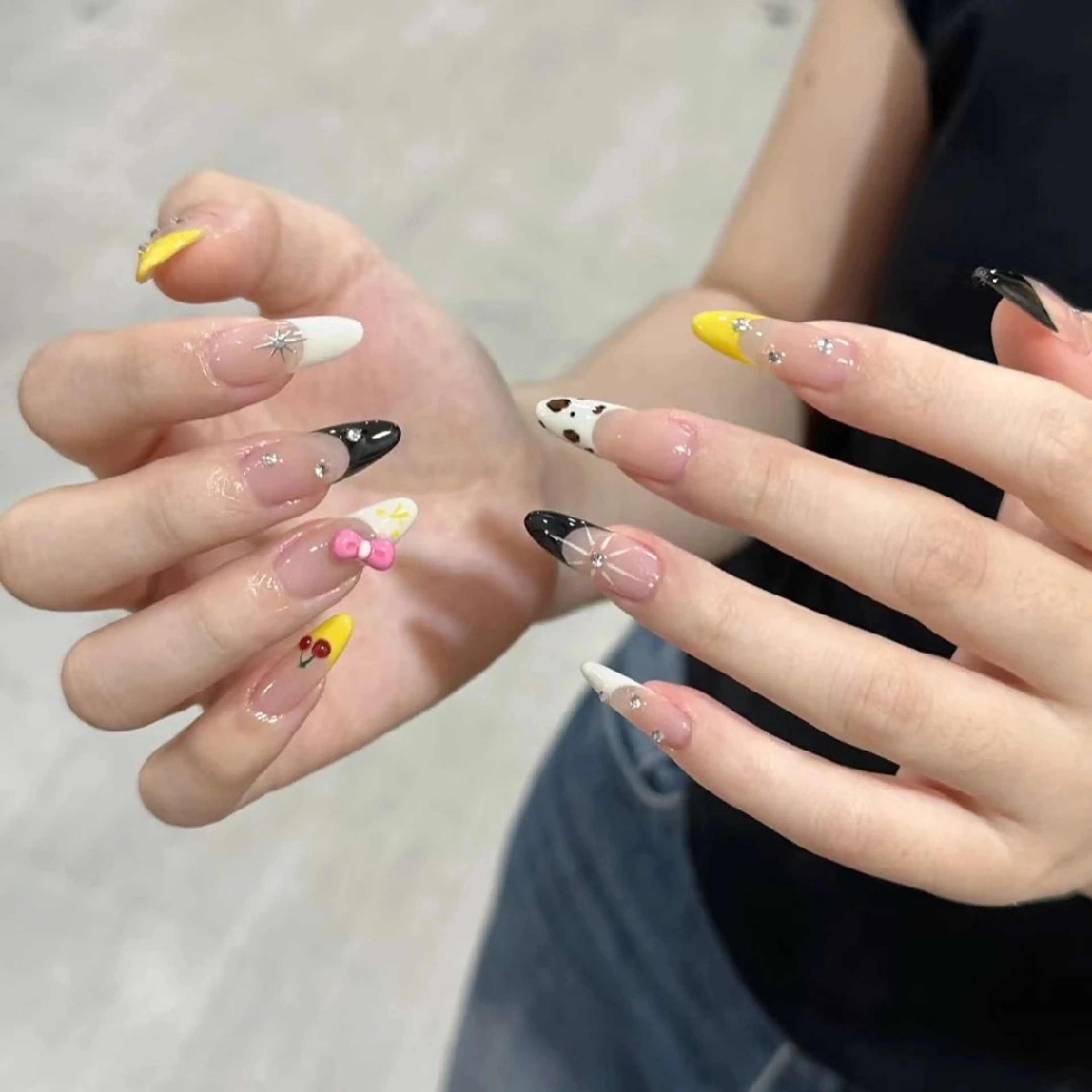 ネイル ハンドネイル ハンドケア MonAmie NailSalonのネイルデザイン