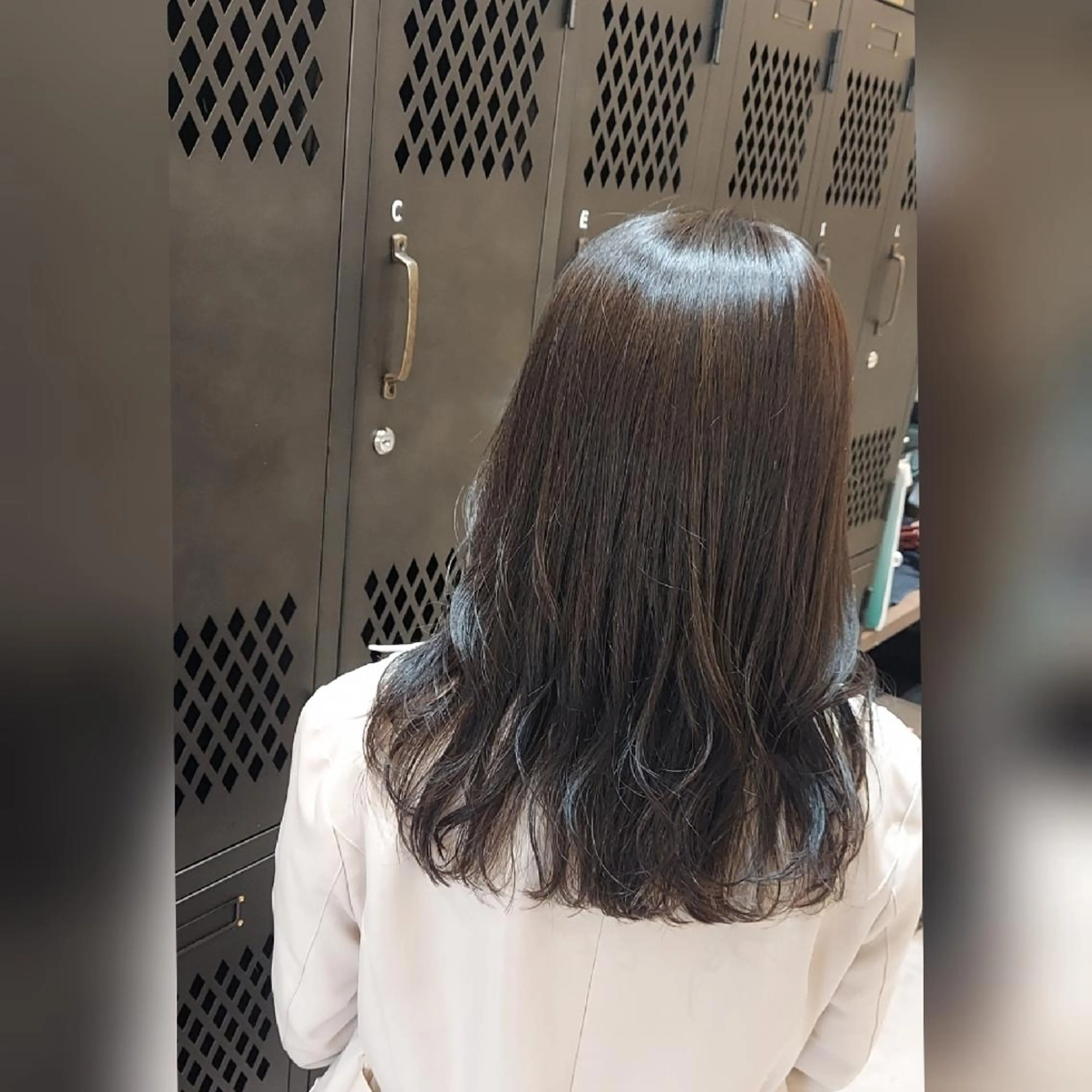 ミディアム カラー ベージュカラー オリーブベージュ カット ヘアカラー トリートメント あかね☆ヘアアレンジ /ボブ/縮毛矯正のヘアスタイル