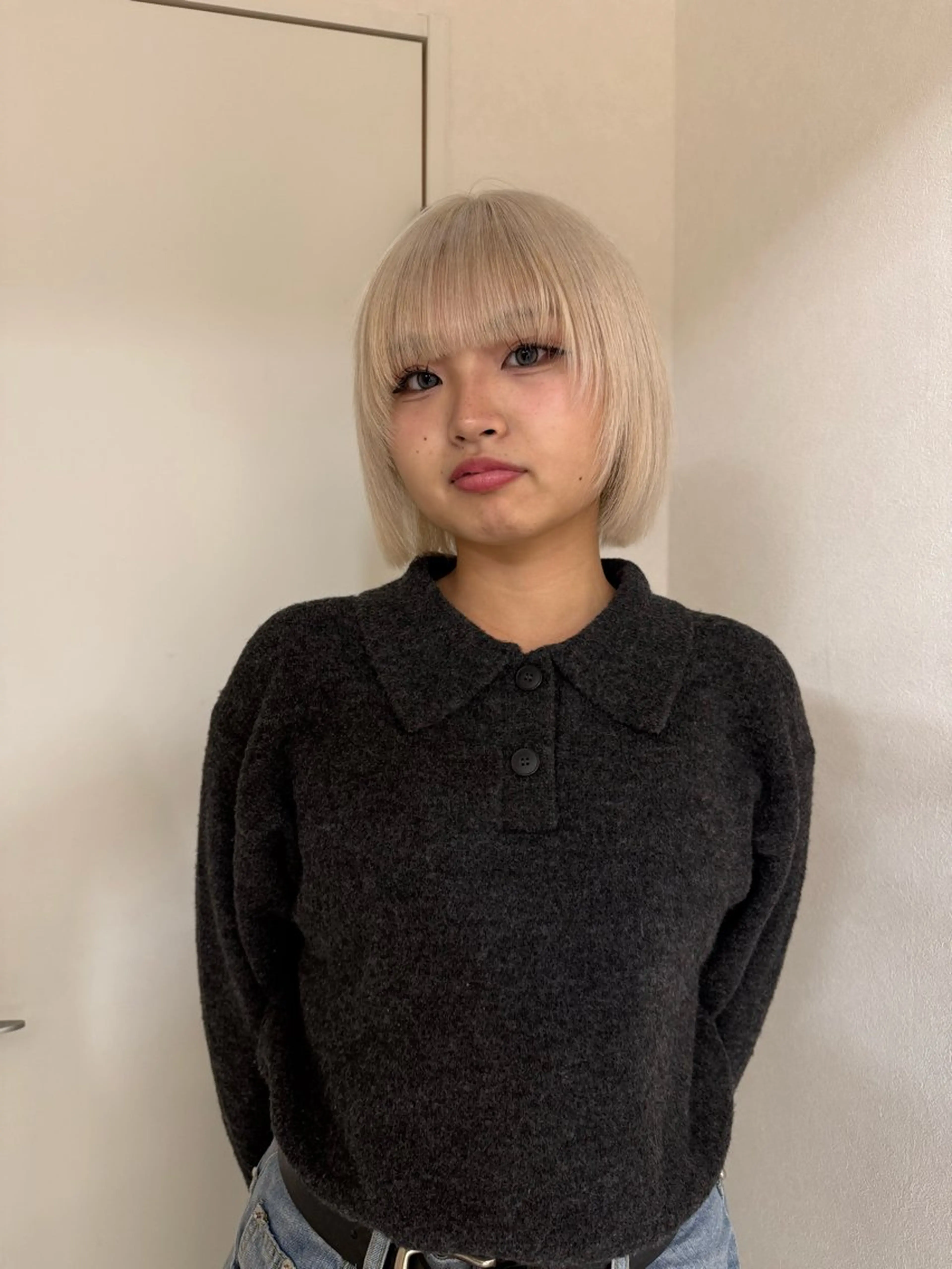 セミロング カラー ヘアアレンジ ベージュカラー ブリーチ ブロンド デザインカラー ミルクティーベージュ ヘアカラー 【🥀履歴修正🥀】 ハイトーン職人/拓真のヘアスタイル
