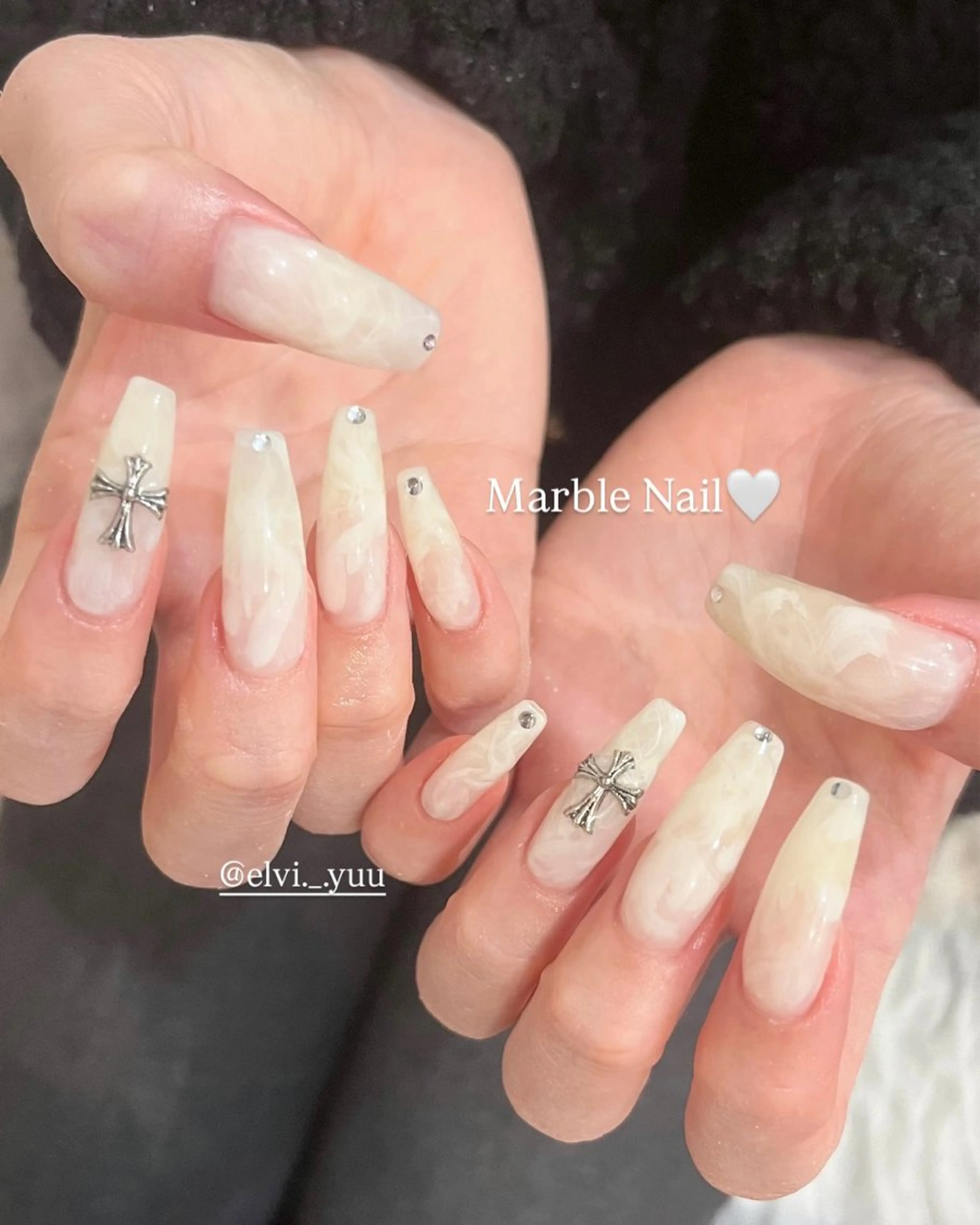 ネイル SALON ELVI.のネイルデザイン