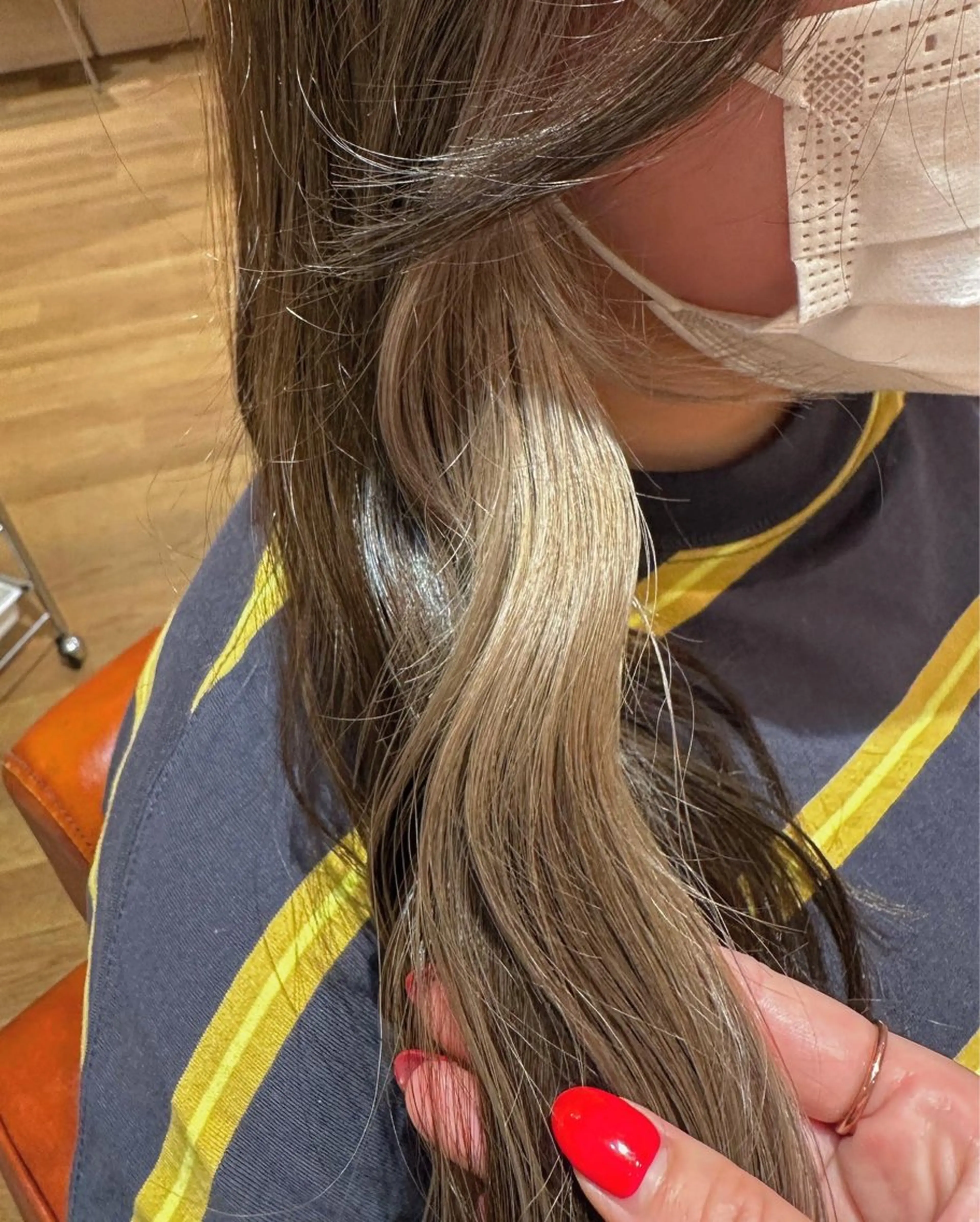 ロング カラー ベージュカラー ブリーチ グレージュ ミルクティーベージュ Lita MIRI🌱のヘアスタイル