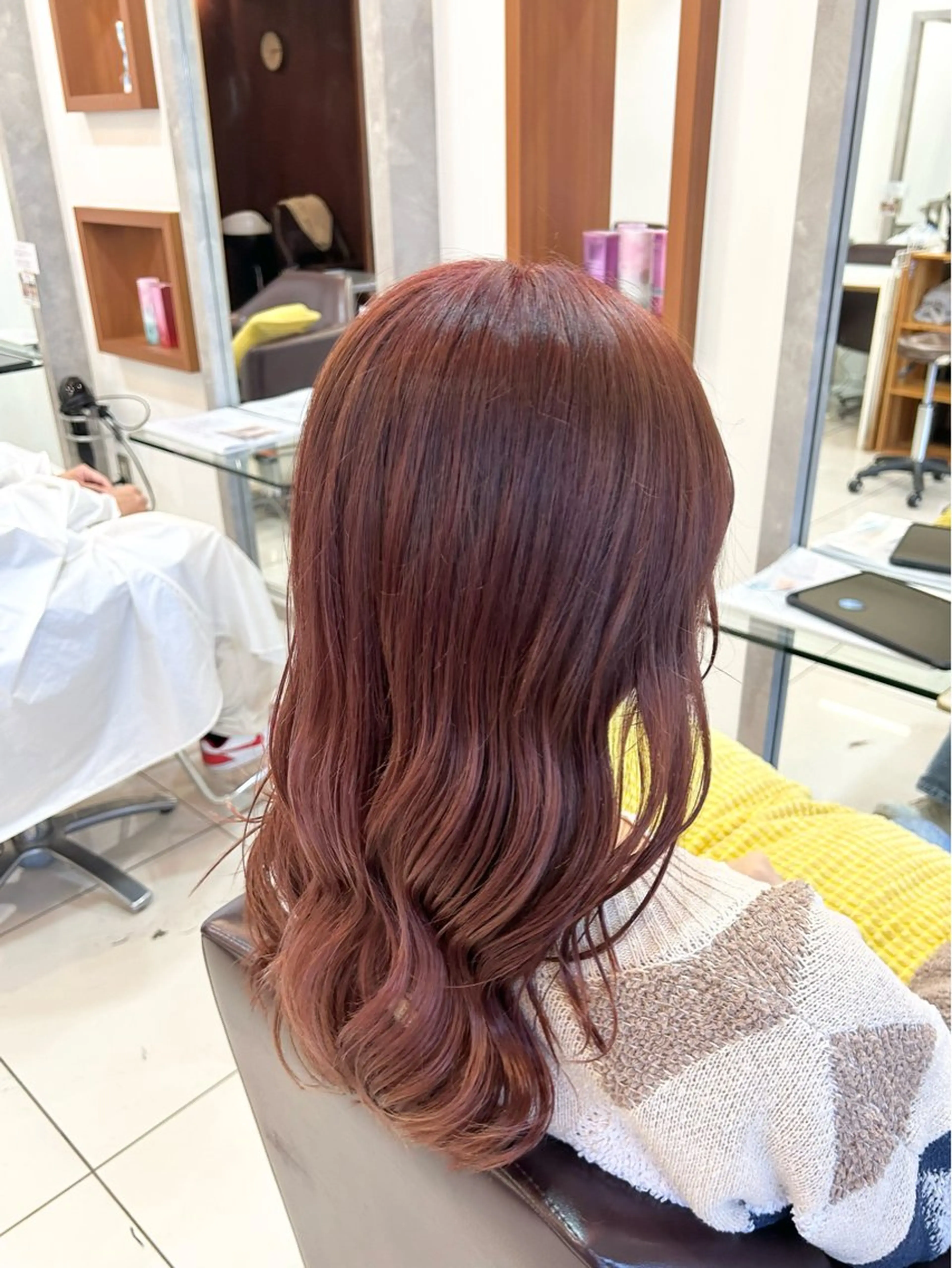 セミロング カラー ブリーチ ラベンダーカラー ピンクカラー ピンクラベンダー トップスタイリスト 林すずかのヘアスタイル
