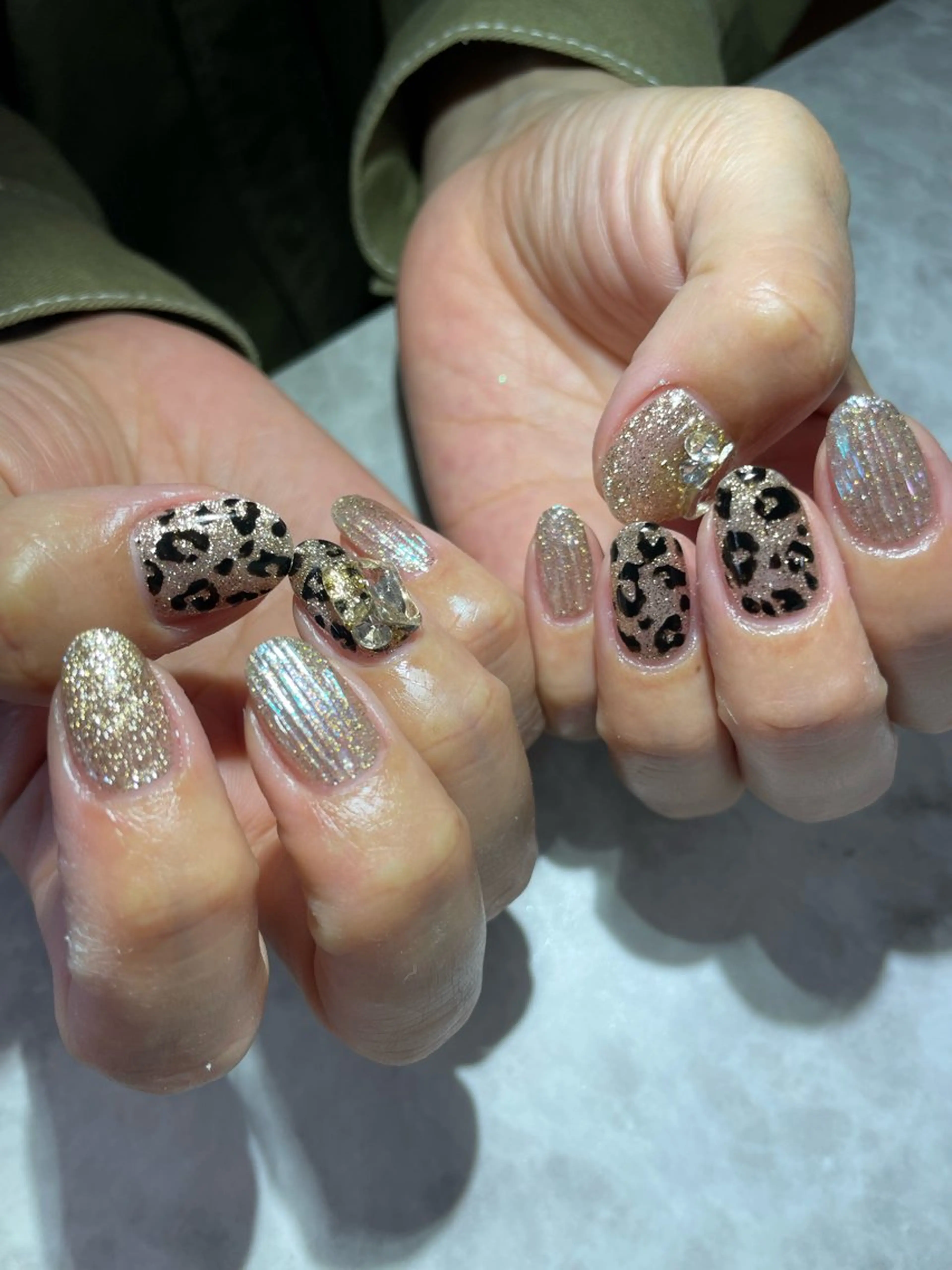 ネイル ハンドネイル 吉永 佑香のネイルデザイン