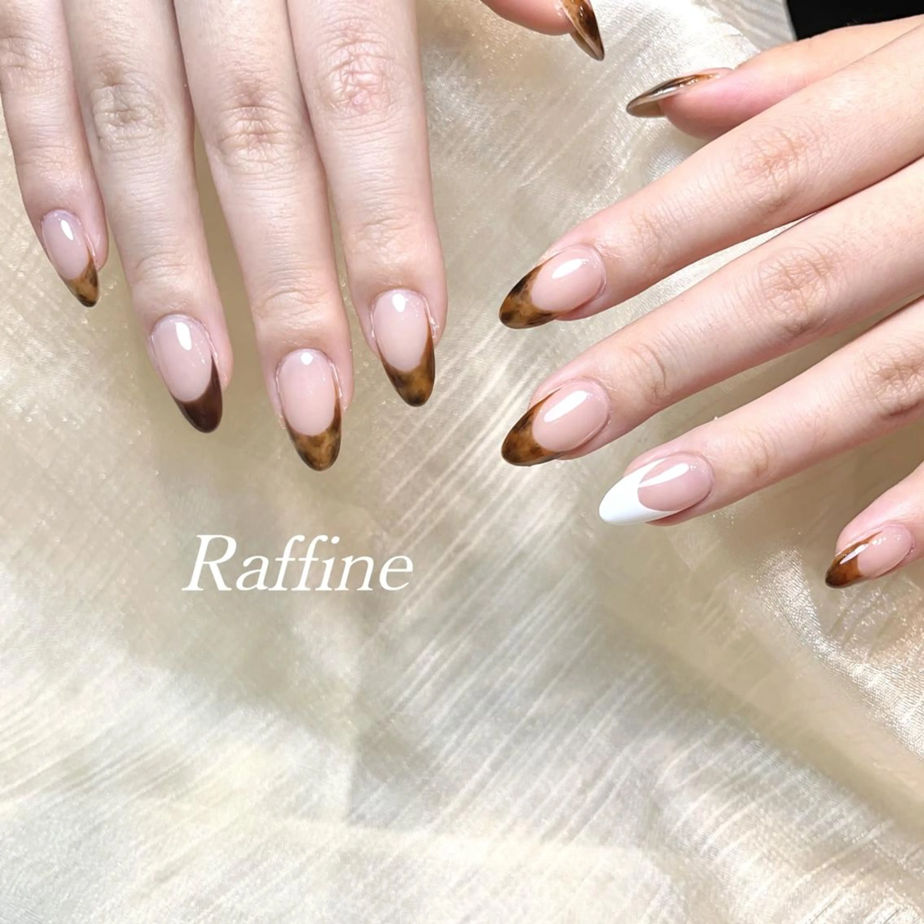 ネイル RAFFINE haru🦋🩵のネイルデザイン