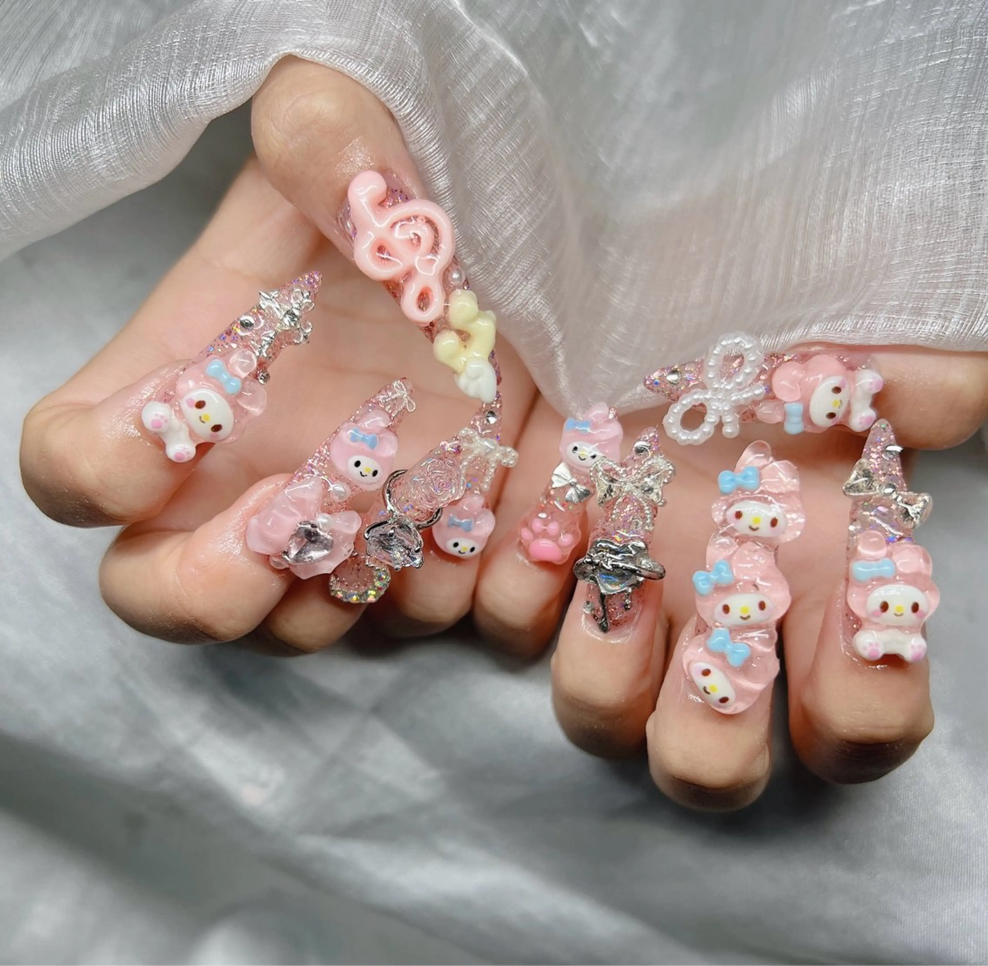 ネイル ハンドネイル Lee Nailsのネイルデザイン