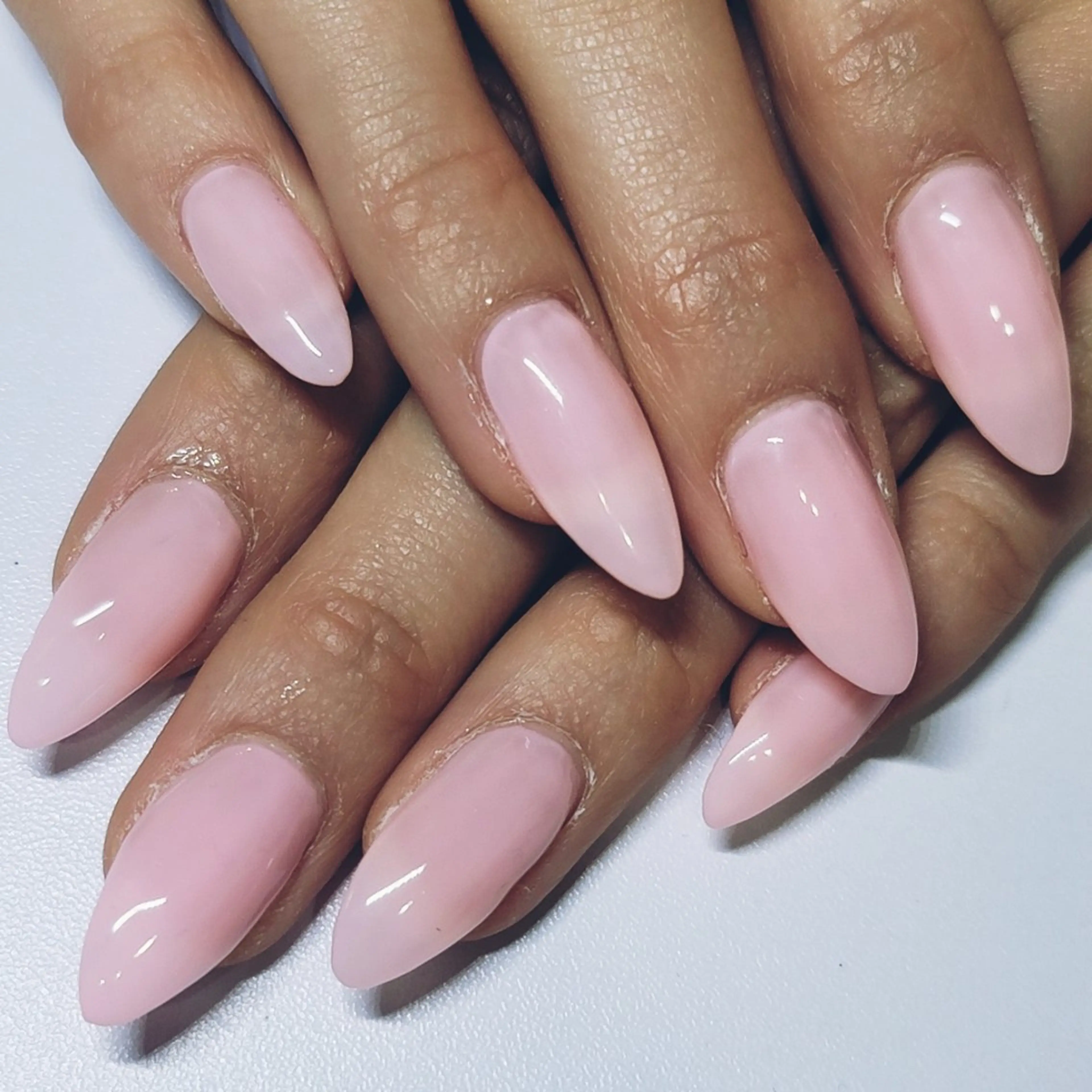 ネイル オフィスネイル ワンカラーネイル ピンク ピンクベージュ ハンドネイル よしだ ひろきのネイルデザイン